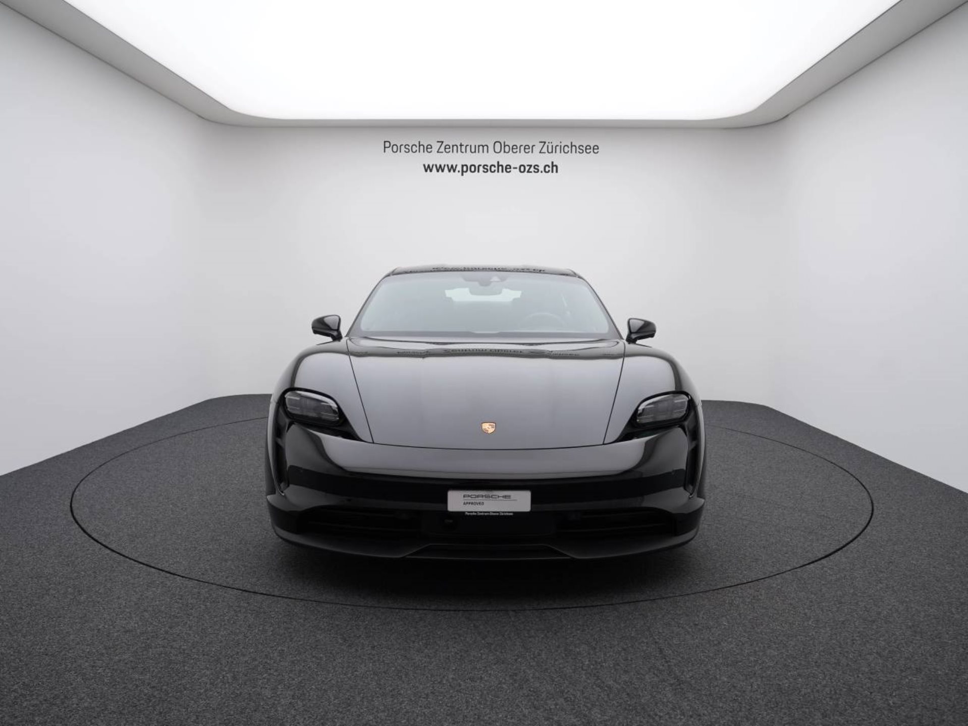 PORSCHE Taycan 4S-image-9