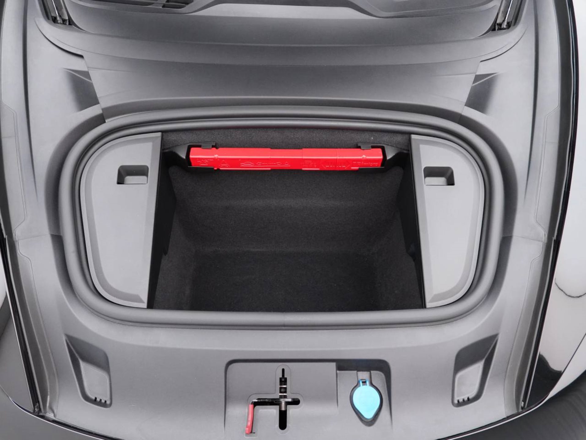 PORSCHE Taycan 4S-image-31