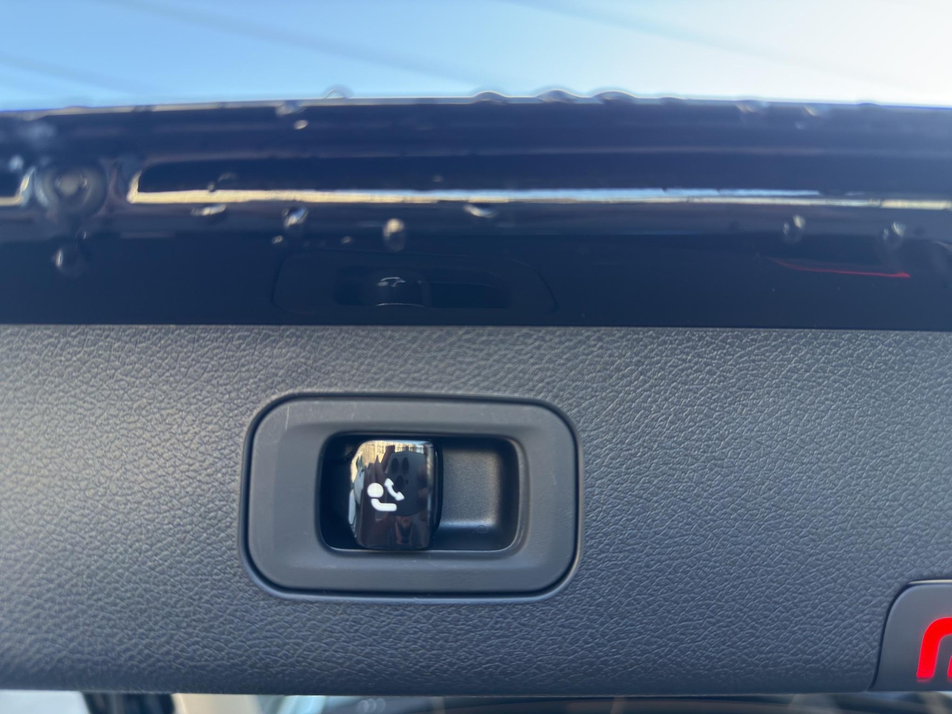 MERCEDES-BENZ E 220 d Exclusive 4matic Kombi-image-19
