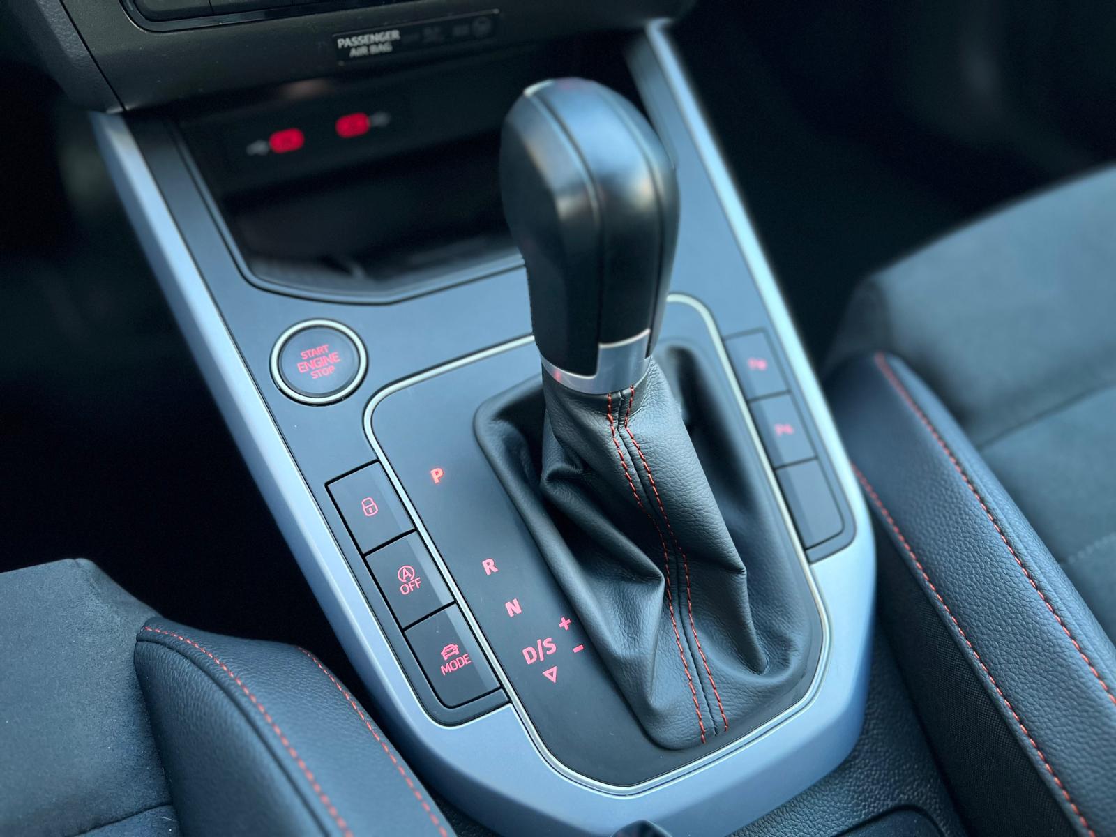 SEAT Arona 1.0 TSI 110 FR DSG-image-16