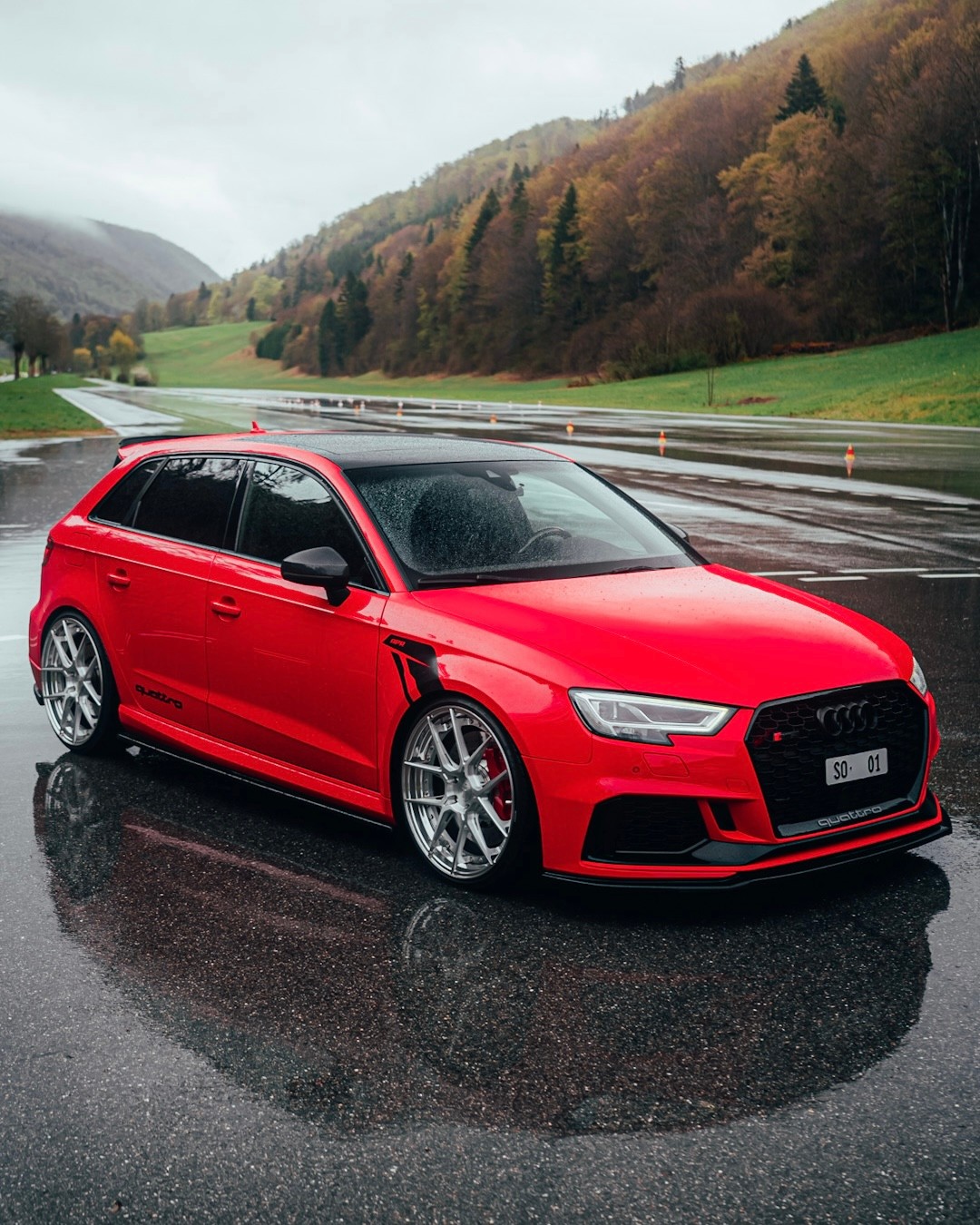 AUDI RS3 Sportback 2.5 TSI quattro S-tronic-image-6