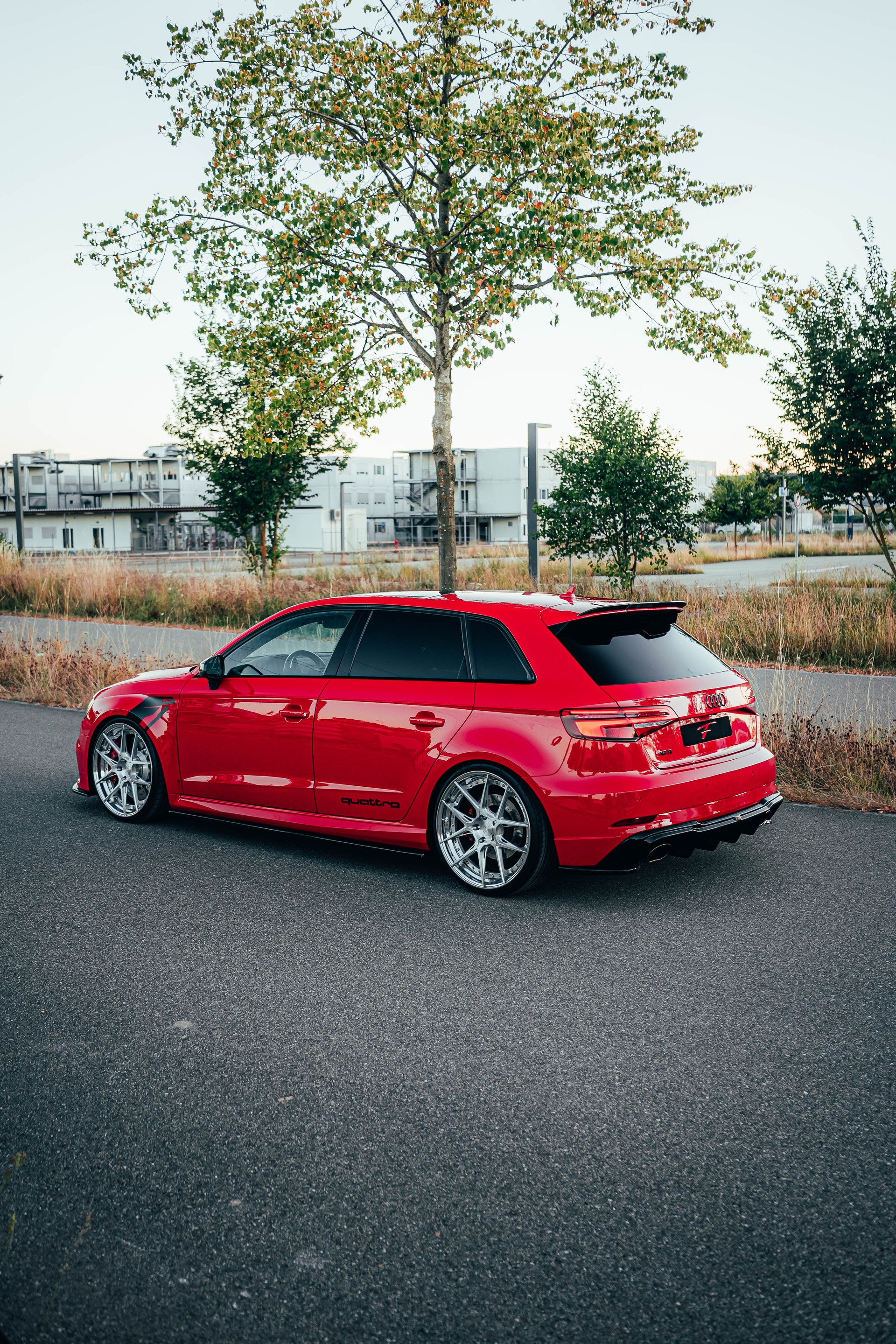 AUDI RS3 Sportback 2.5 TSI quattro S-tronic-image-1