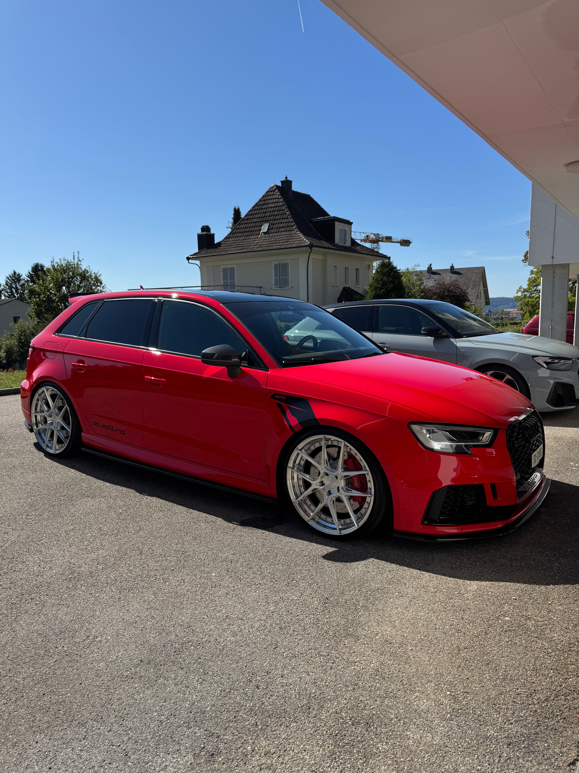 AUDI RS3 Sportback 2.5 TSI quattro S-tronic-image-12
