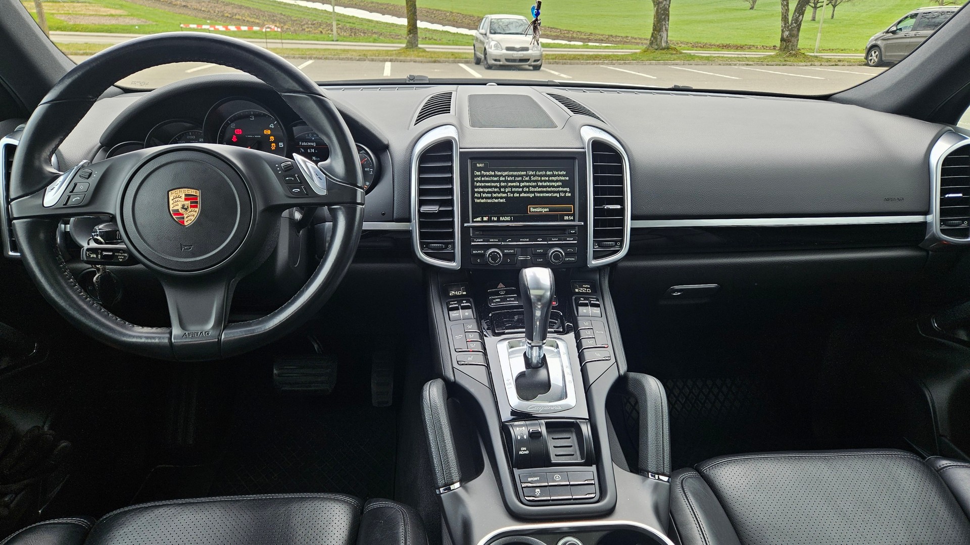 PORSCHE Cayenne Diesel-image-1