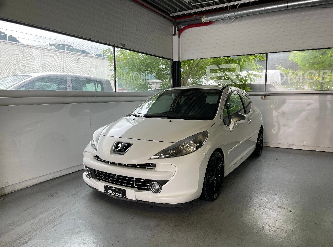 PEUGEOT 207 1.6 16V Turbo GTi