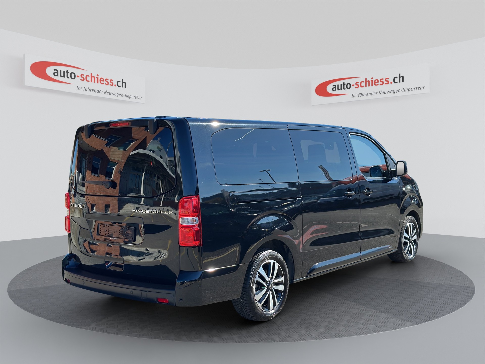 CITROEN Spacetourer 2.0 BlueHDi 8Pl. 180 Plus XL EAT8-image-4