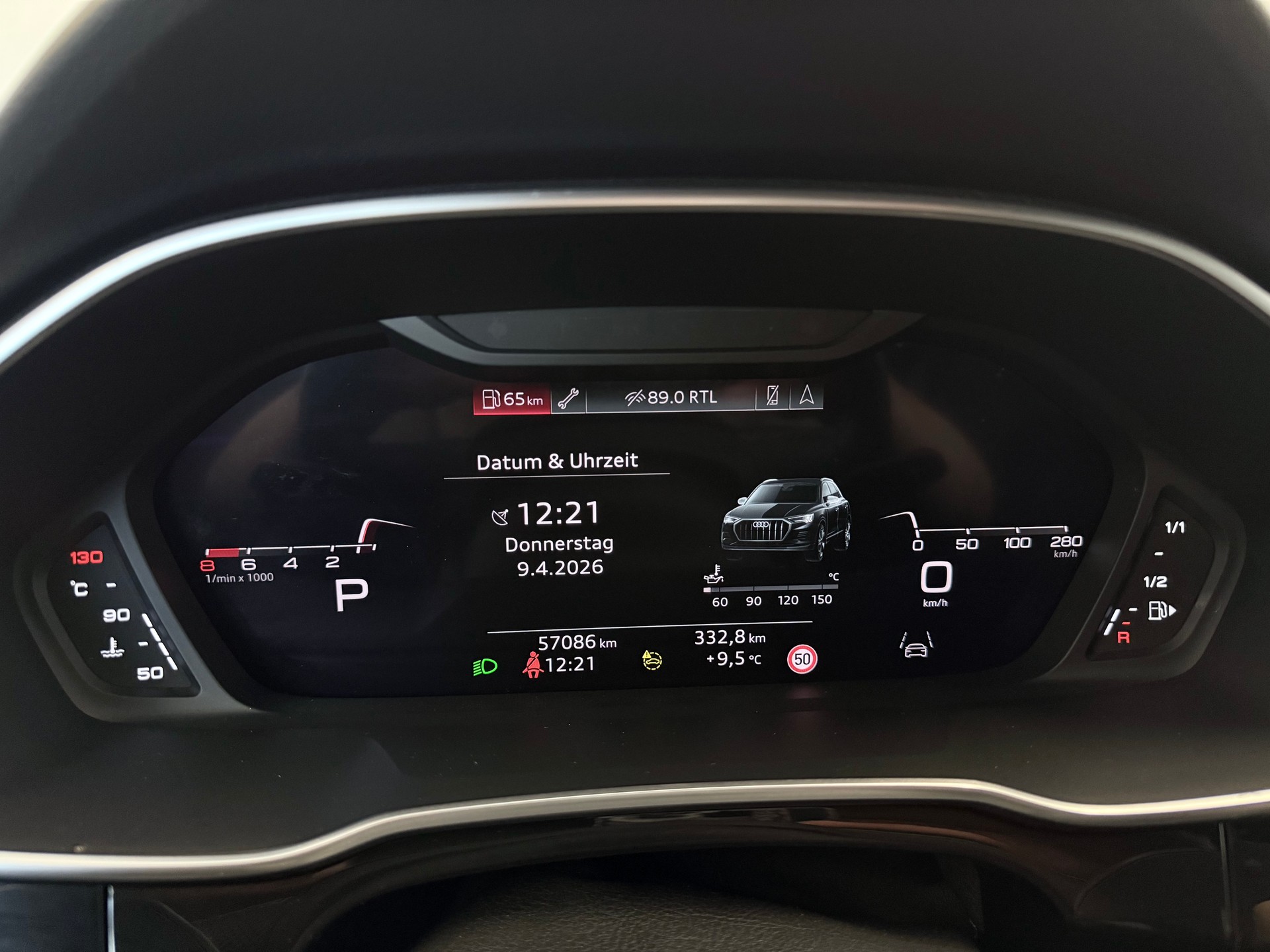 AUDI Q3 45 TFSI S line quattro S-tronic-image-24