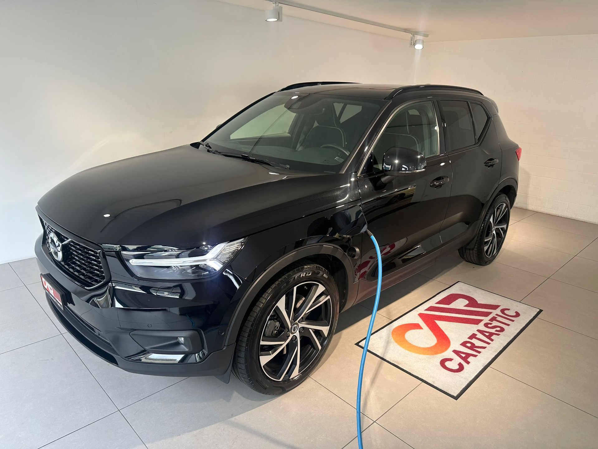 VOLVO XC40 T5 TwE R-Design