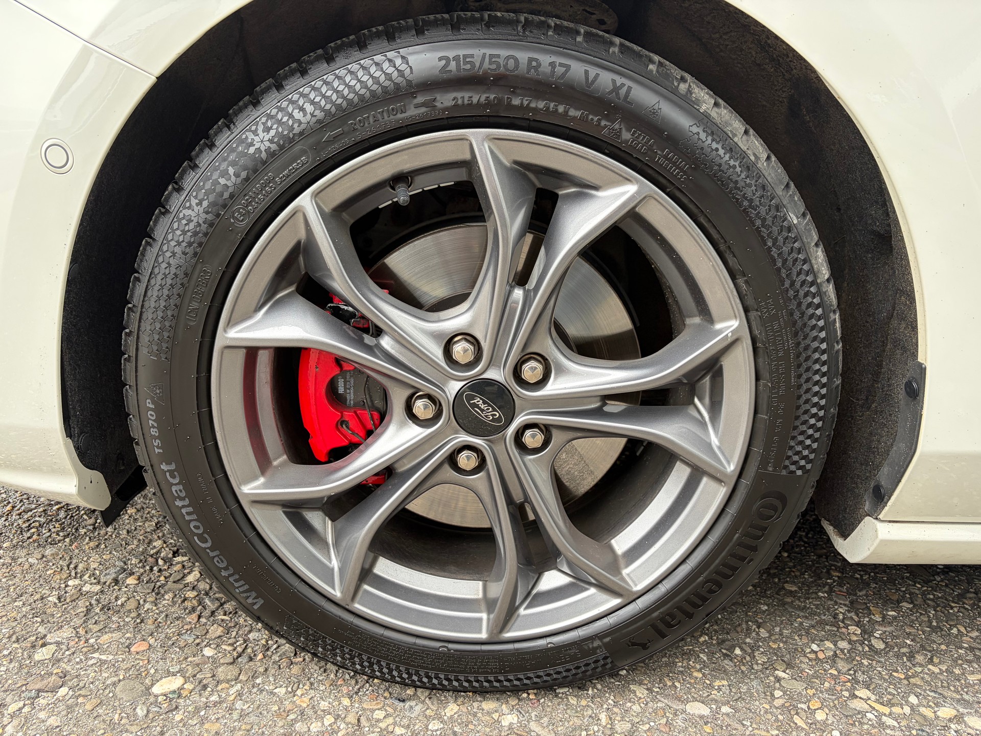 FORD Focus 2.0 TDCi ST Line Automatic-image-27