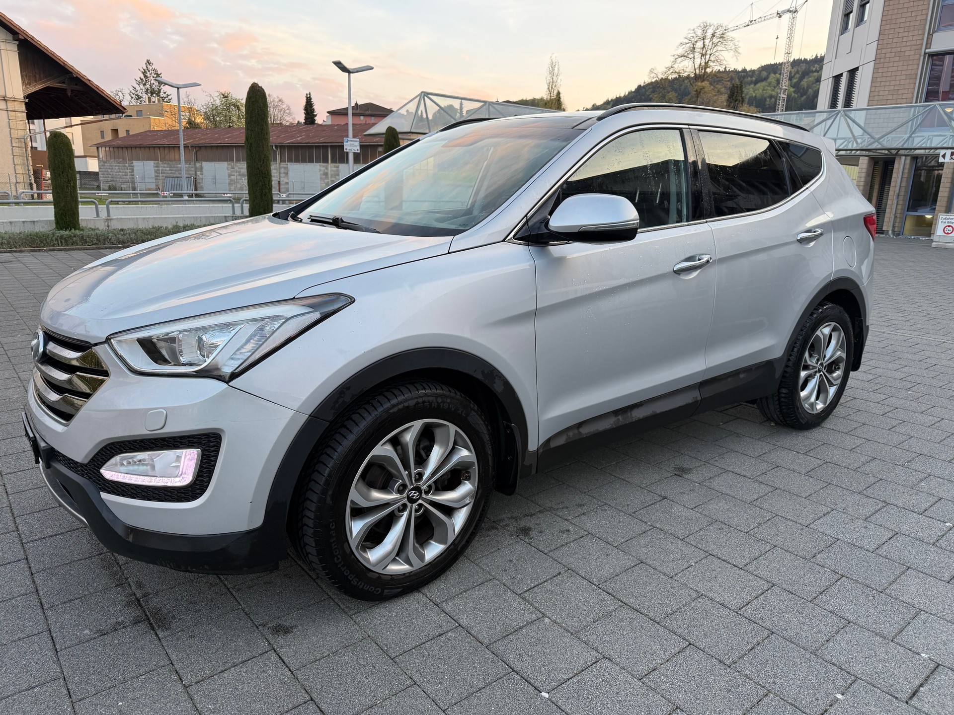 HYUNDAI Santa Fe 2.2 CRDI Vertex 4WD Automatic-image-2