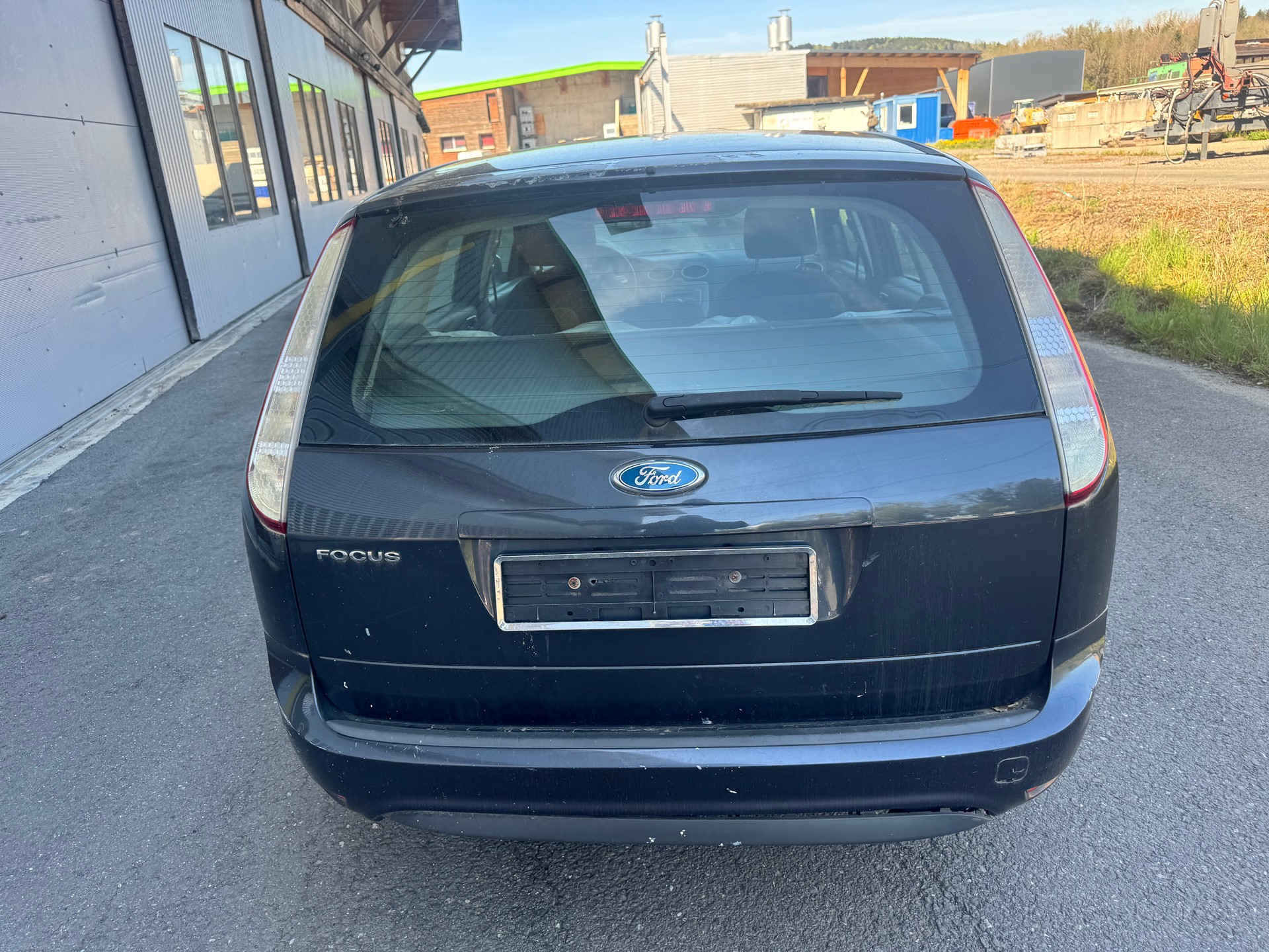 FORD Focus 1.8i Titanium-image-4
