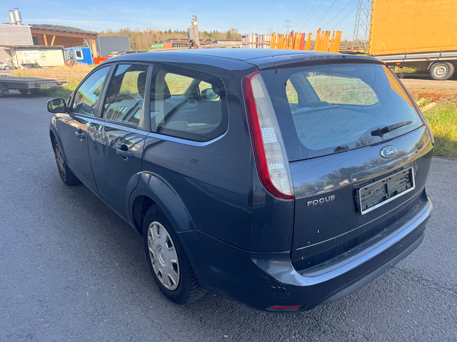 FORD Focus 1.8i Titanium-image-3