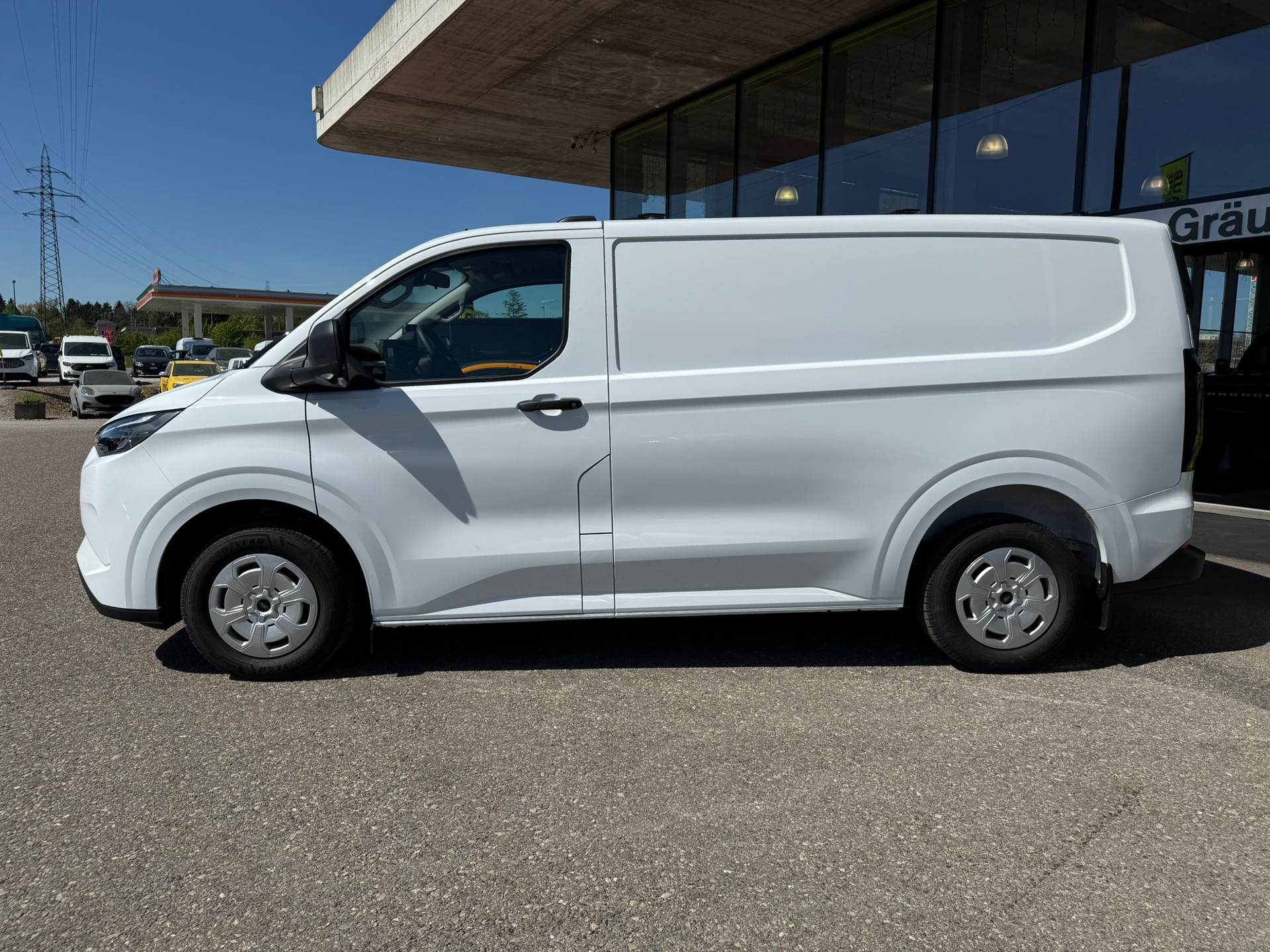 FORD Transit Custom Van PHEV 320 L1H1 Trend Automat-image-3