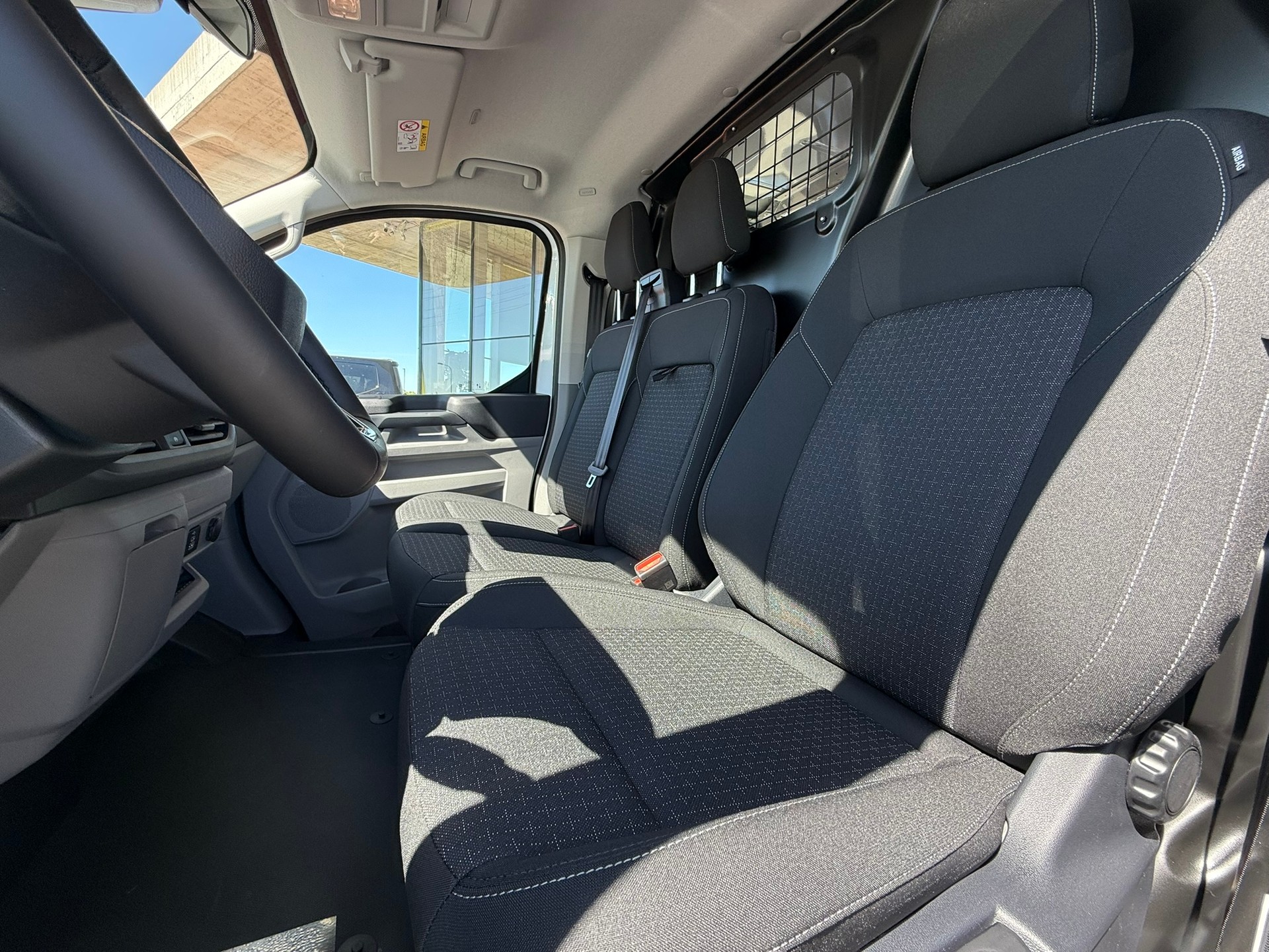 FORD Transit Custom Van PHEV 320 L1H1 Trend Automat-image-7