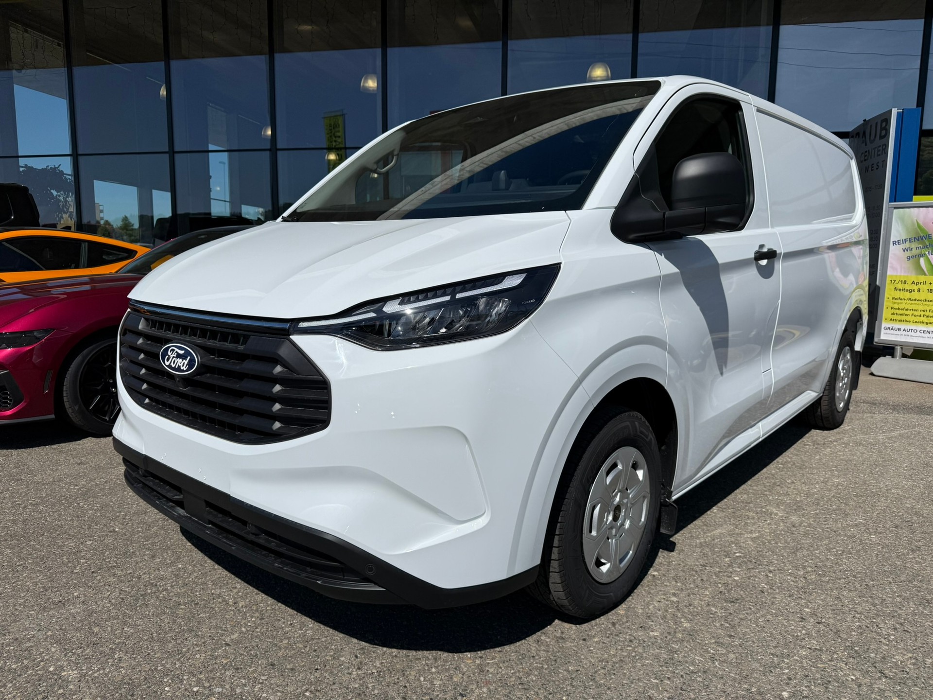 FORD Transit Custom Van PHEV 320 L1H1 Trend Automat-image-0