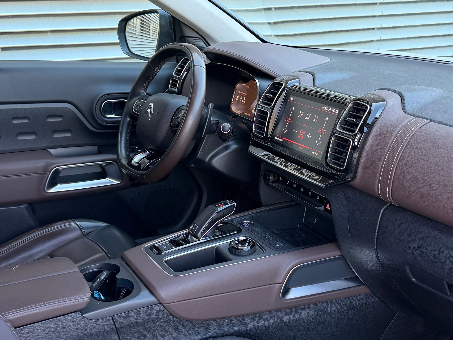 CITROEN C5 Aircross 2.0 BlueHD Shine EAT8-image-10