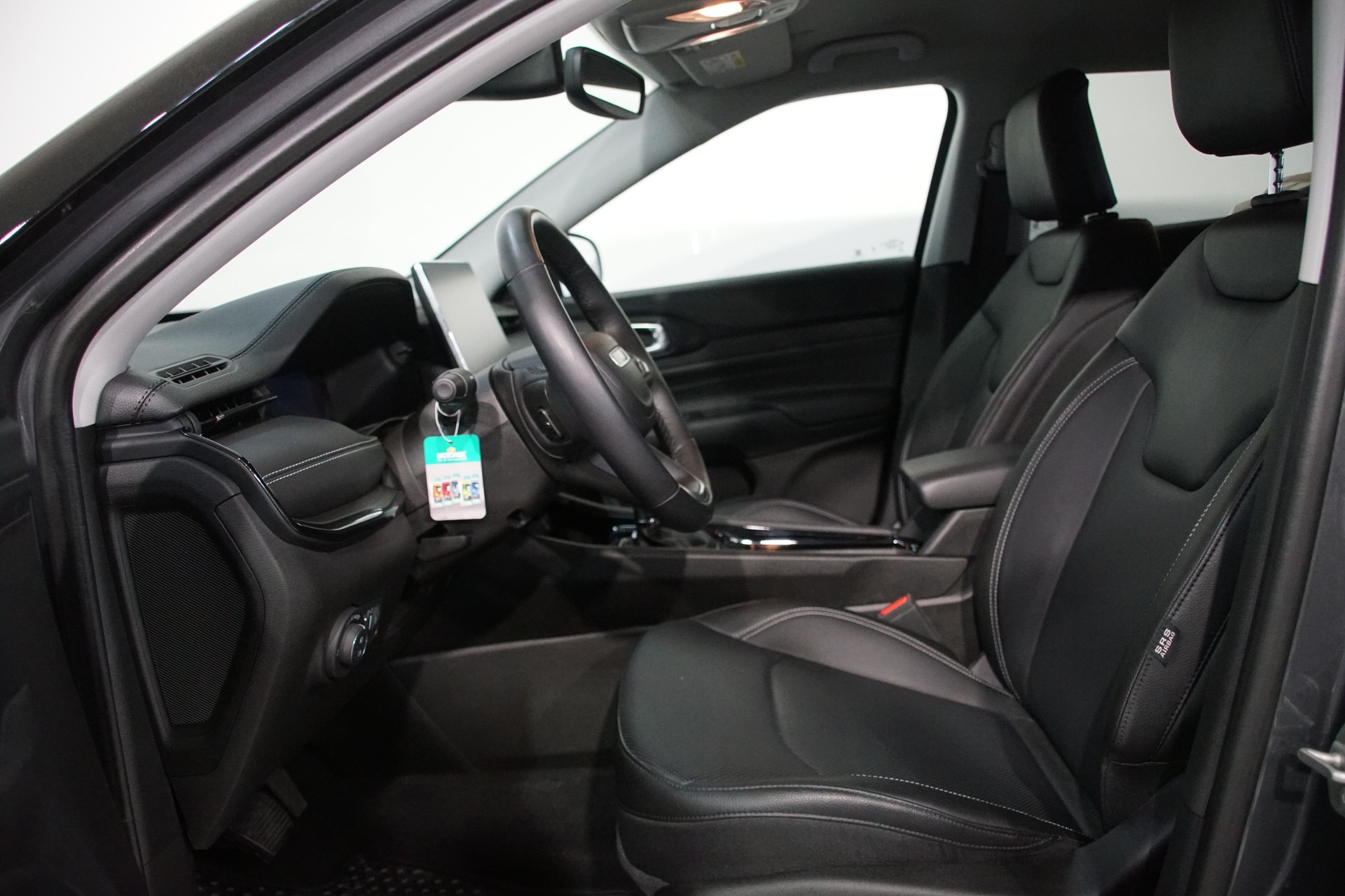JEEP Compass 4x2 1.5 T MHEV S ++SWISS++-image-13