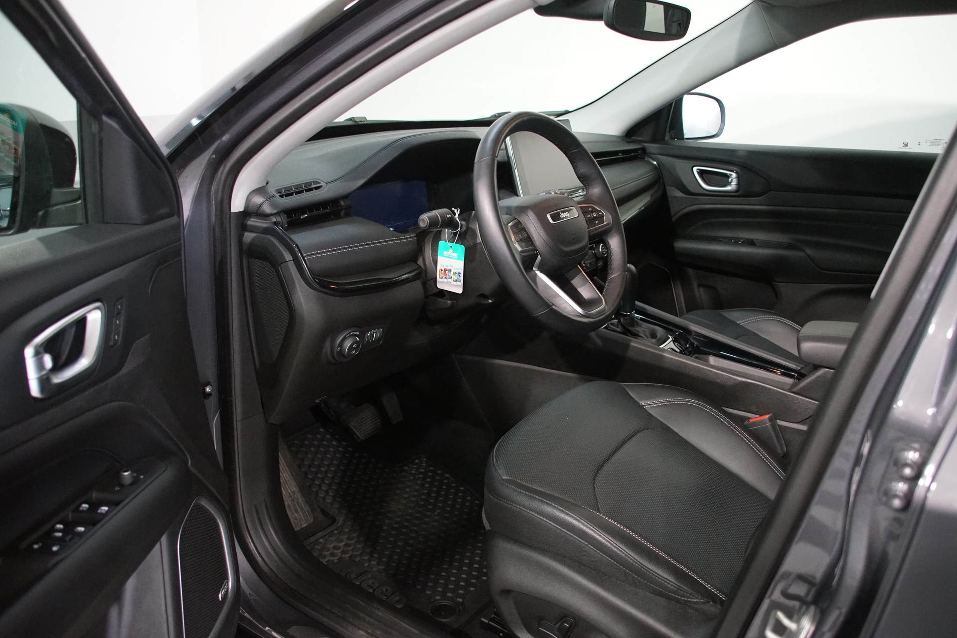JEEP Compass 4x2 1.5 T MHEV S ++SWISS++-image-12