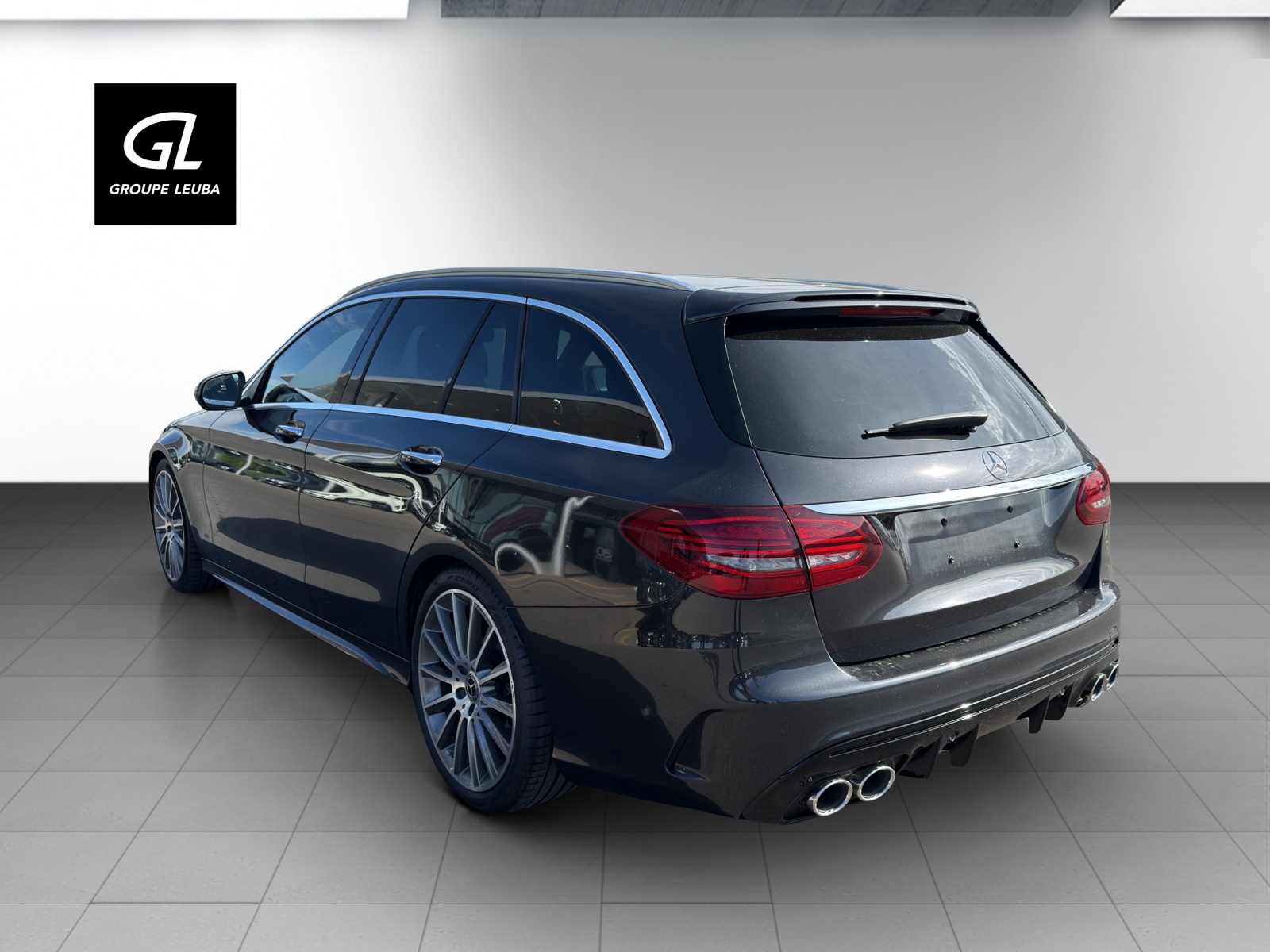 MERCEDES-BENZ C 220d SwissStar AMG L.4M-image-1