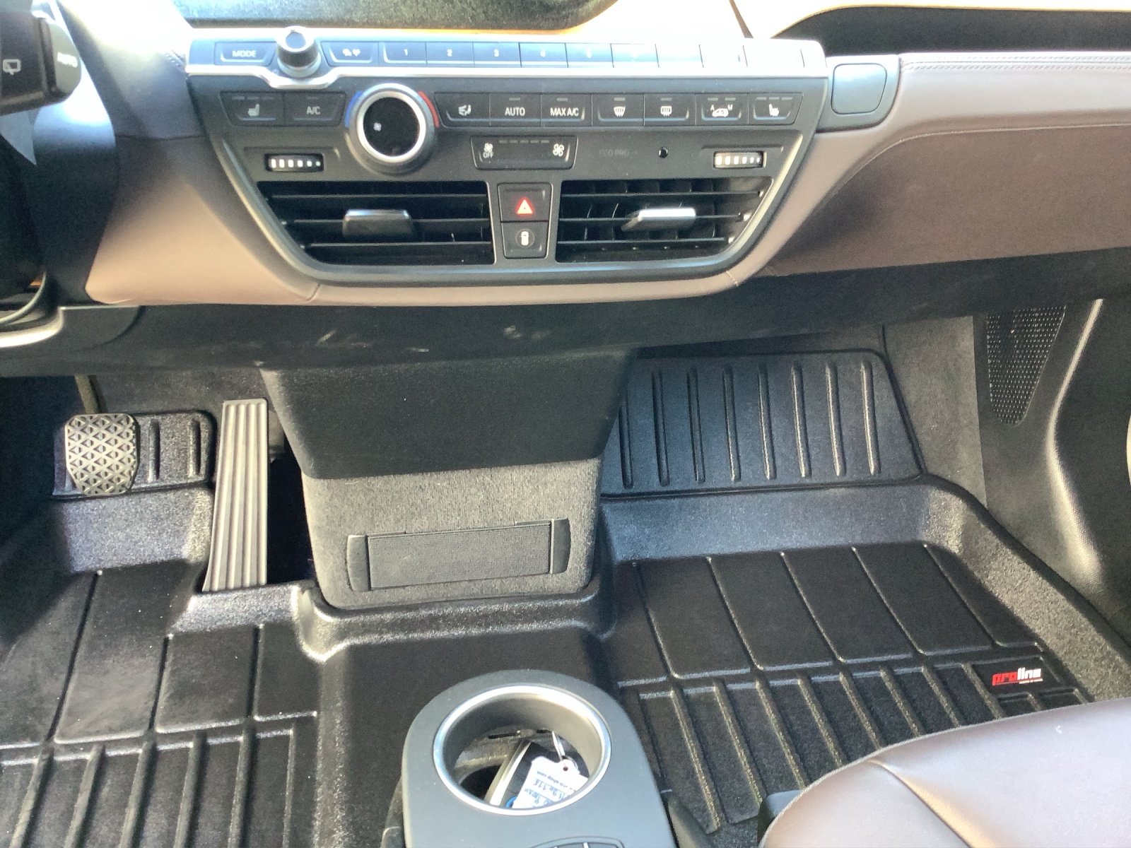 BMW i3 (120Ah)-image-16