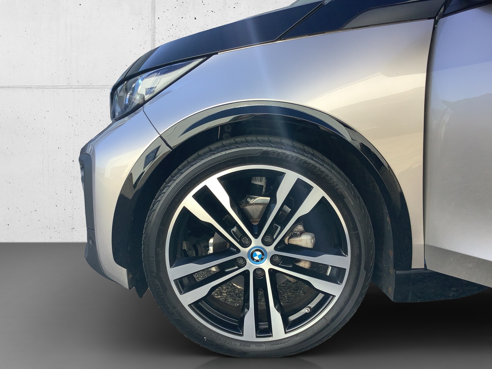 BMW i3 (120Ah)-image-11