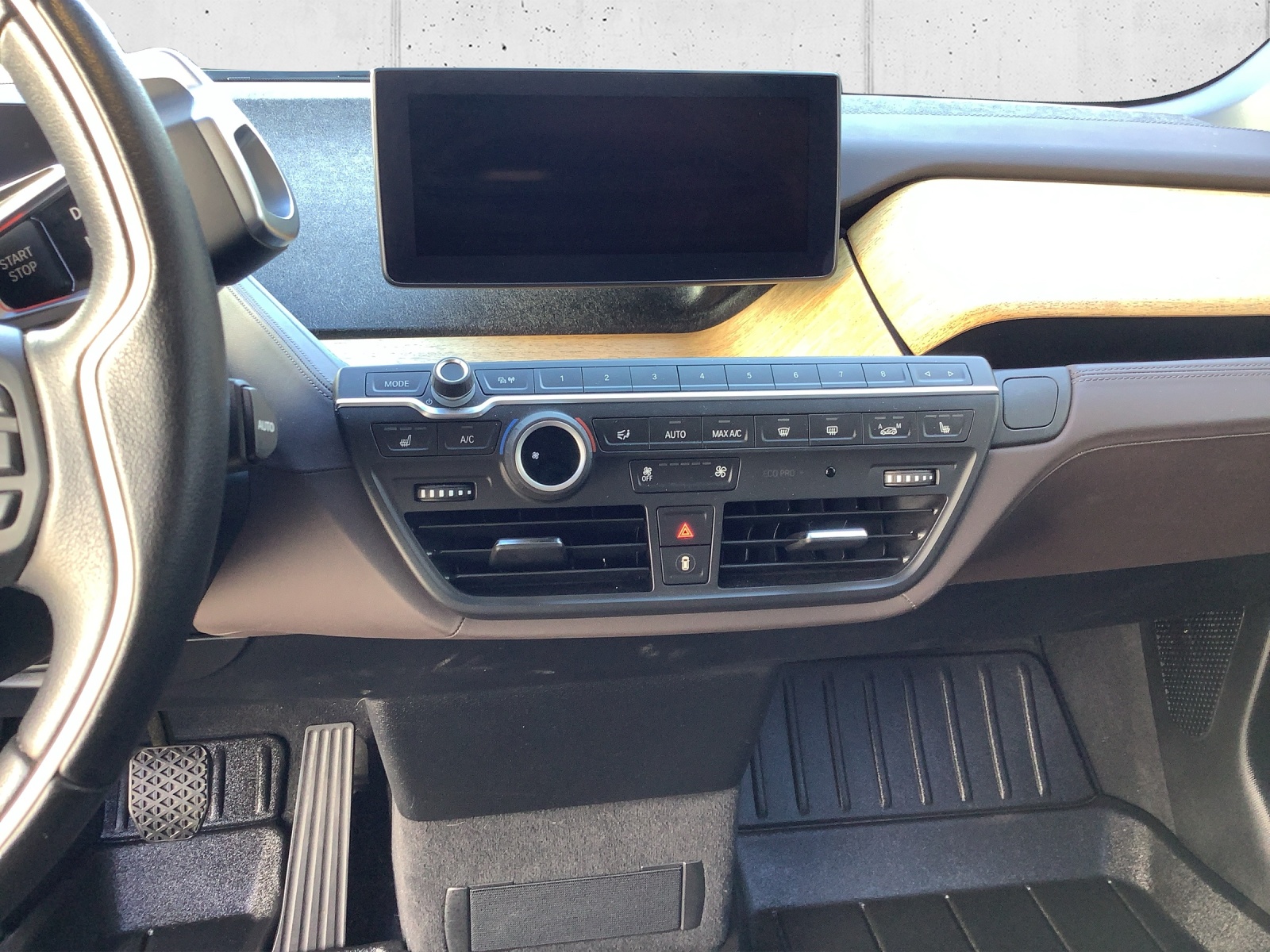 BMW i3 (120Ah)-image-17