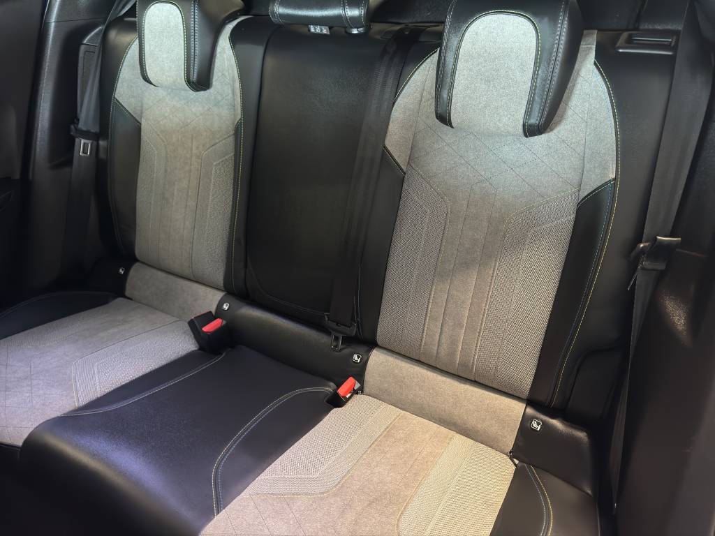 PEUGEOT 2008 e GT //Navigation/Régulateur de vitesse/Caméra recul/Dab+-image-8