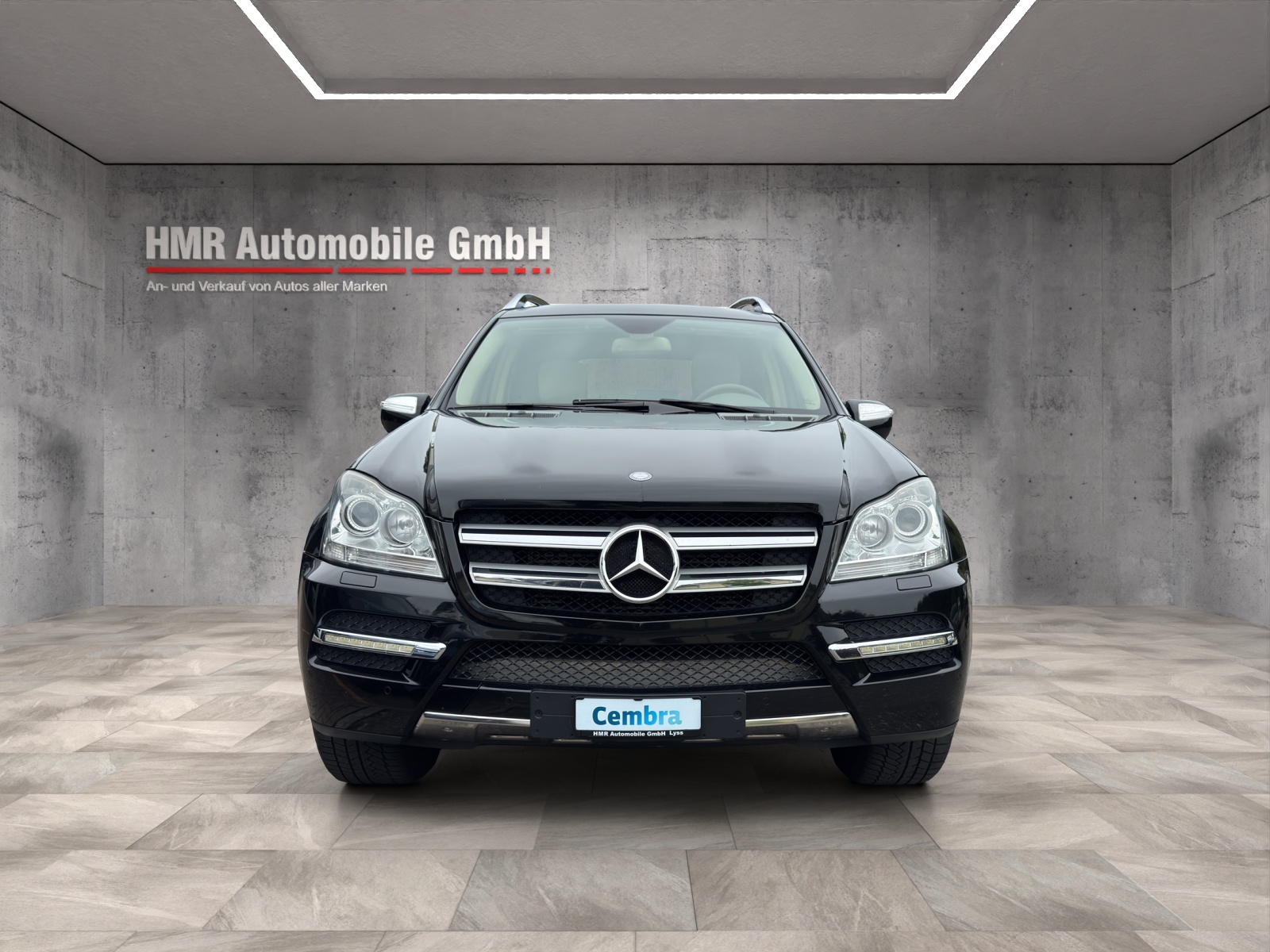 MERCEDES-BENZ GL 350 BlueTEC 4Matic 7G-TRONIC-showroom-element-3