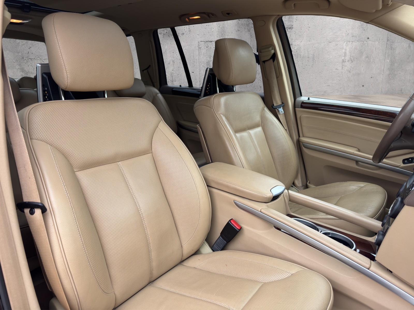 MERCEDES-BENZ GL 350 BlueTEC 4Matic 7G-TRONIC-image-11