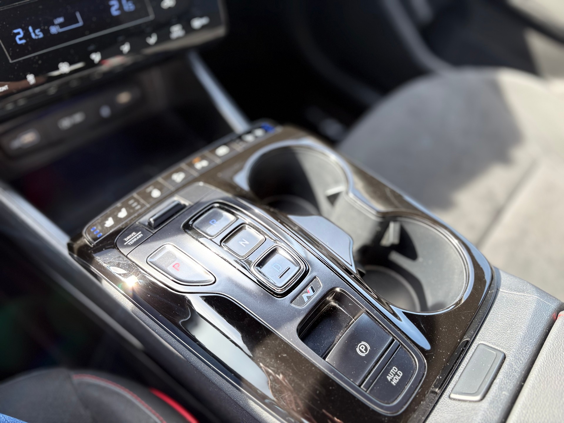 HYUNDAI Tucson 1.6 TGDI HEV N Line LUX pack 4WD-image-15
