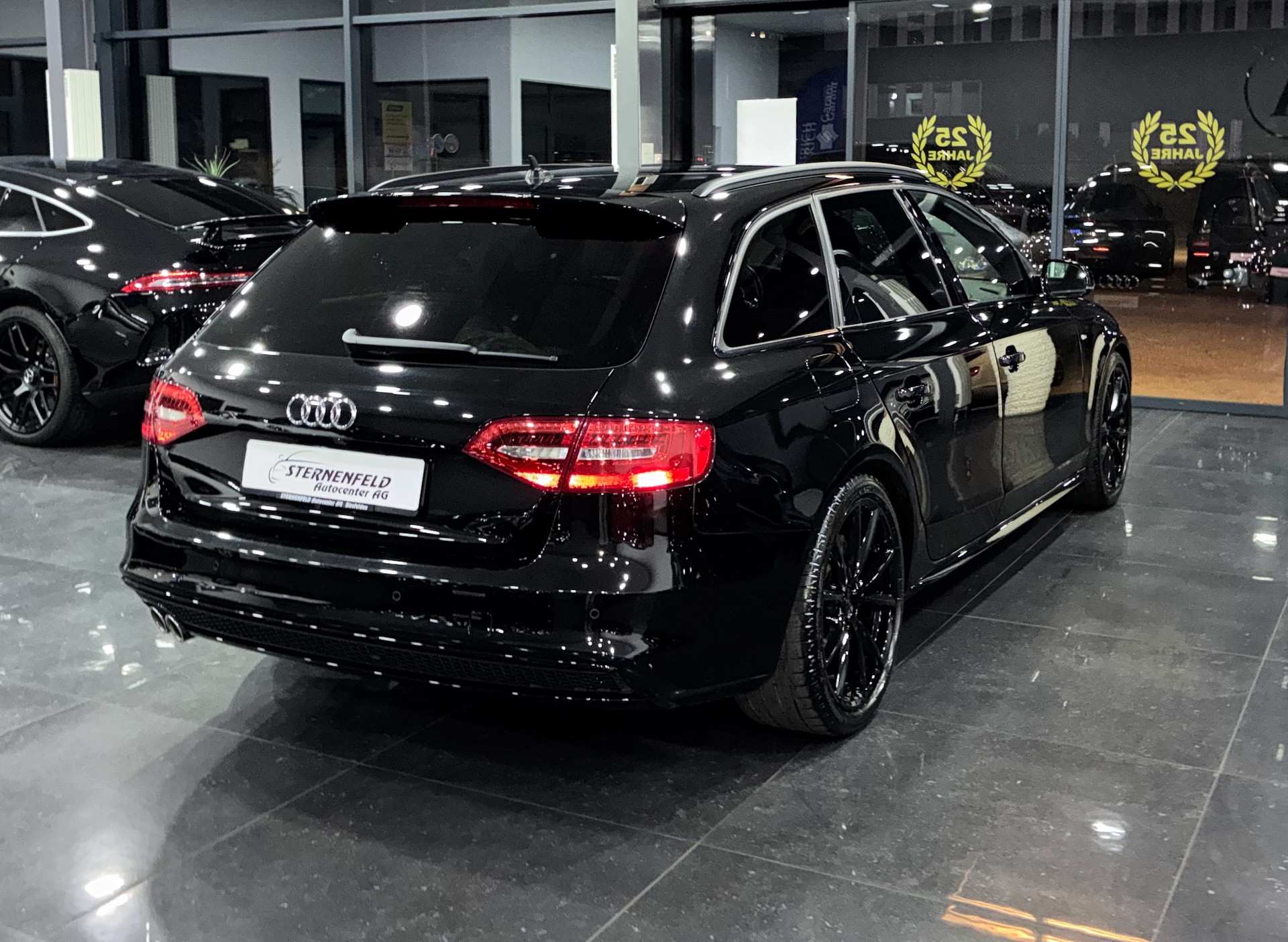 AUDI A4 Avant 2.0 TDI multitronic-image-5