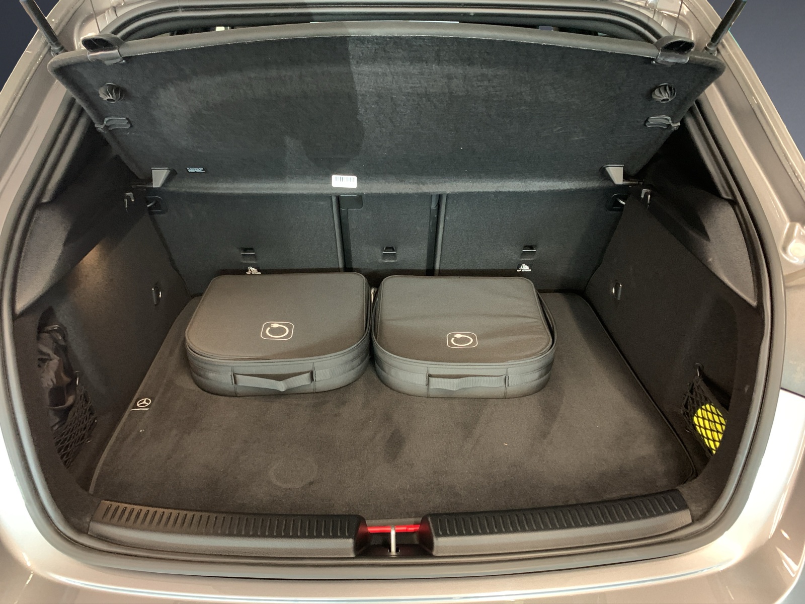 Image MERCEDES-BENZ A-250 A 250 e 8G-DCT
