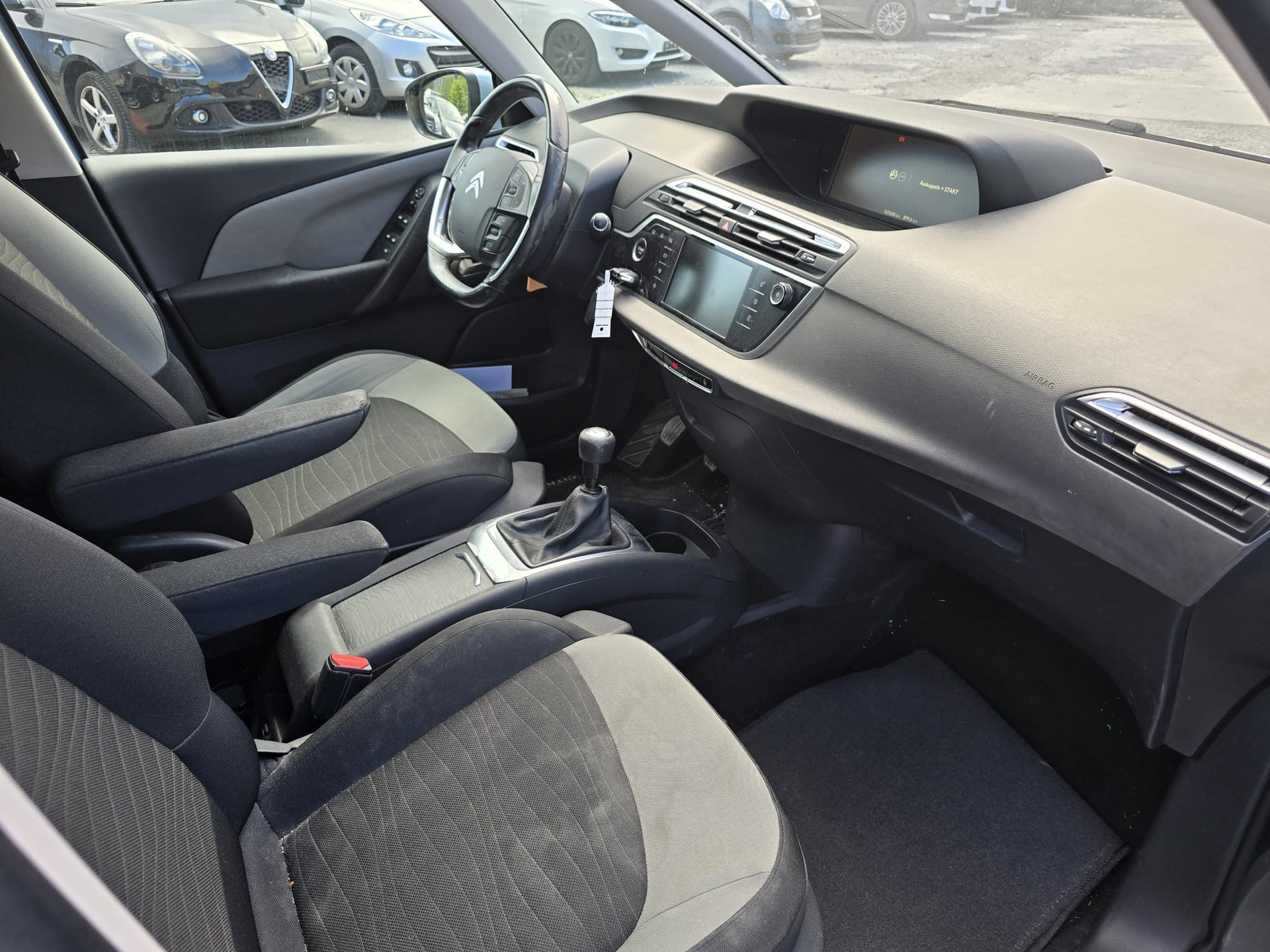 CITROEN Grand C4 Picasso 1.6i 16V THP Exclusive-image-14
