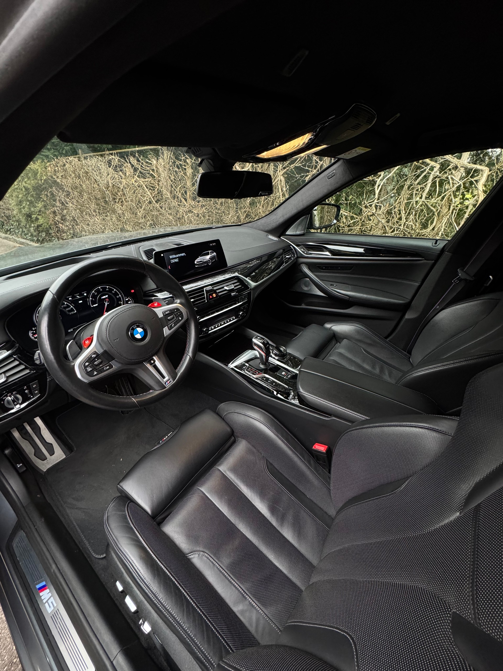 BMW M5 Competition xDrive-image-3