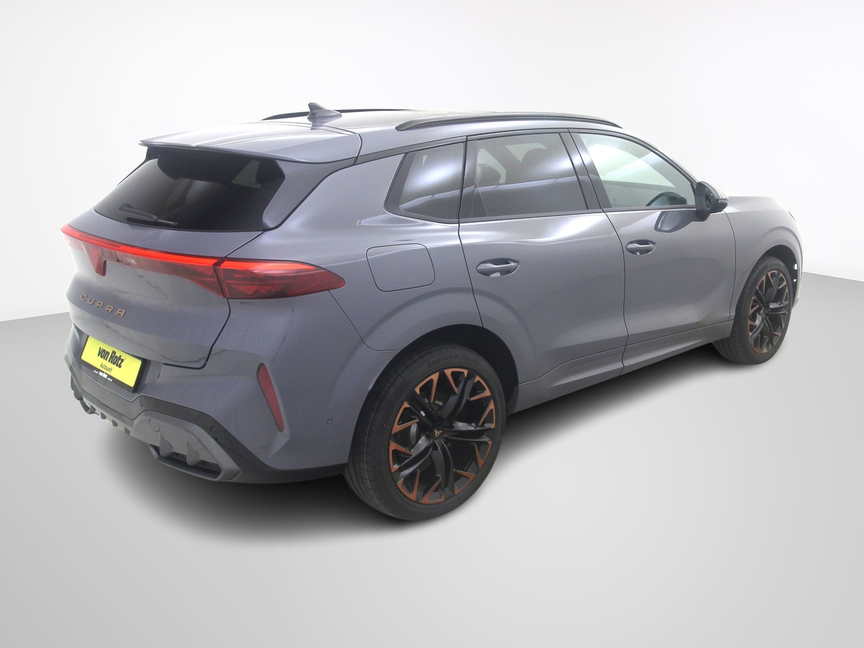 CUPRA Terramar 1.5 e-Plug-in-HYBRID VZ DSG-image-5