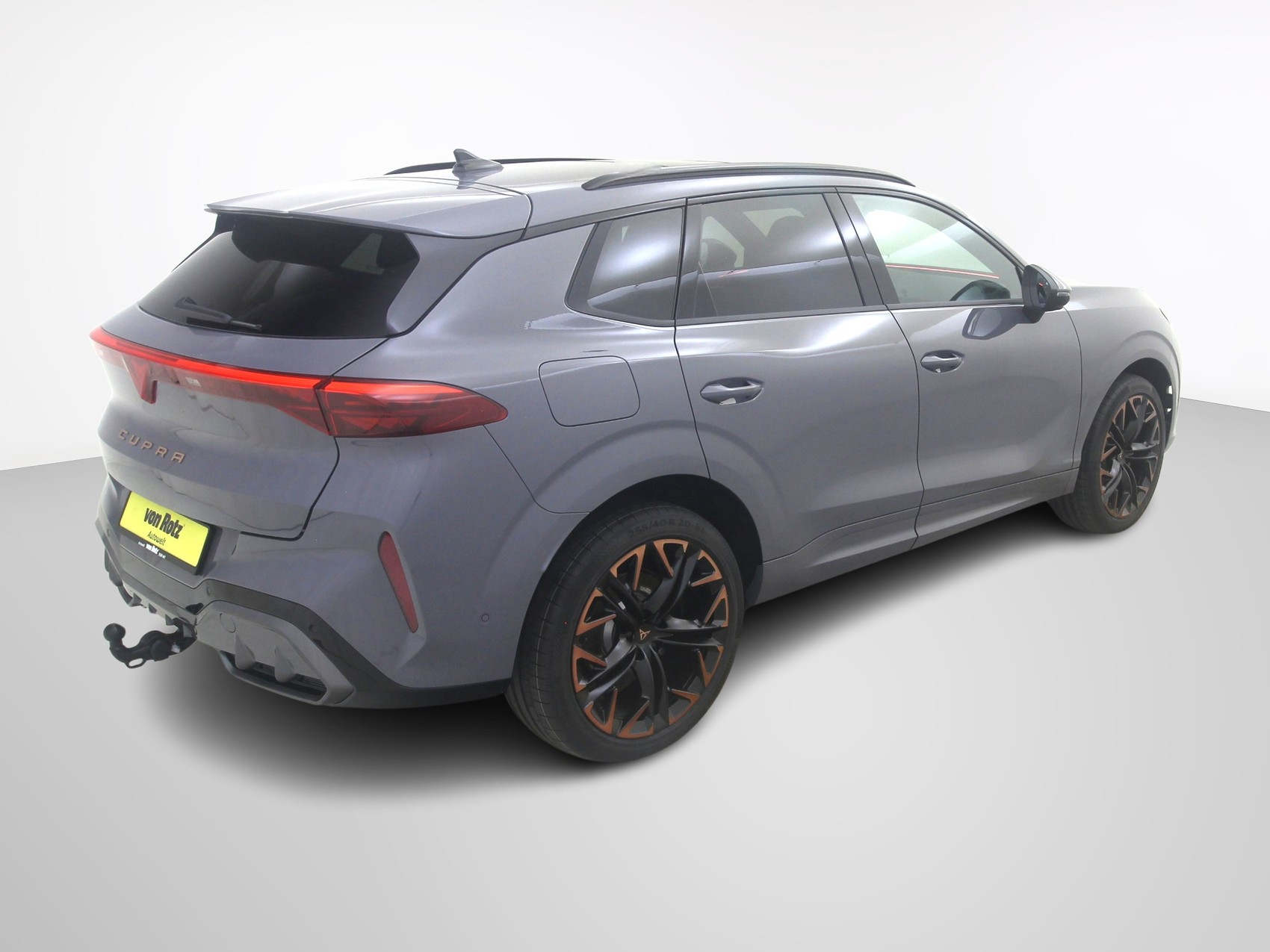 CUPRA Terramar 1.5 e-Plug-in-HYBRID VZ DSG-image-4