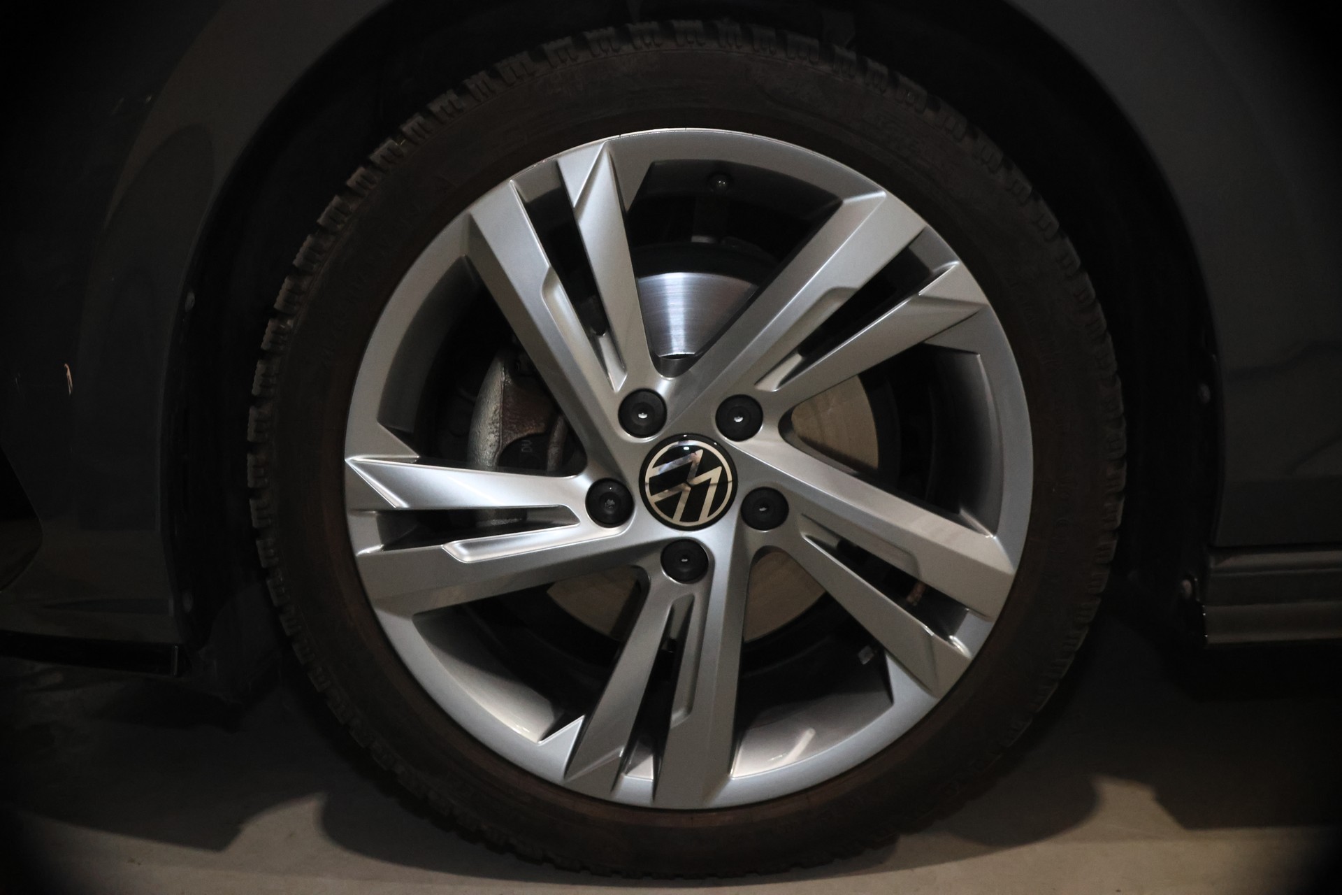 VW Golf VIII 1.5 eTSI Life DSG CH FAHRZEUG-image-16