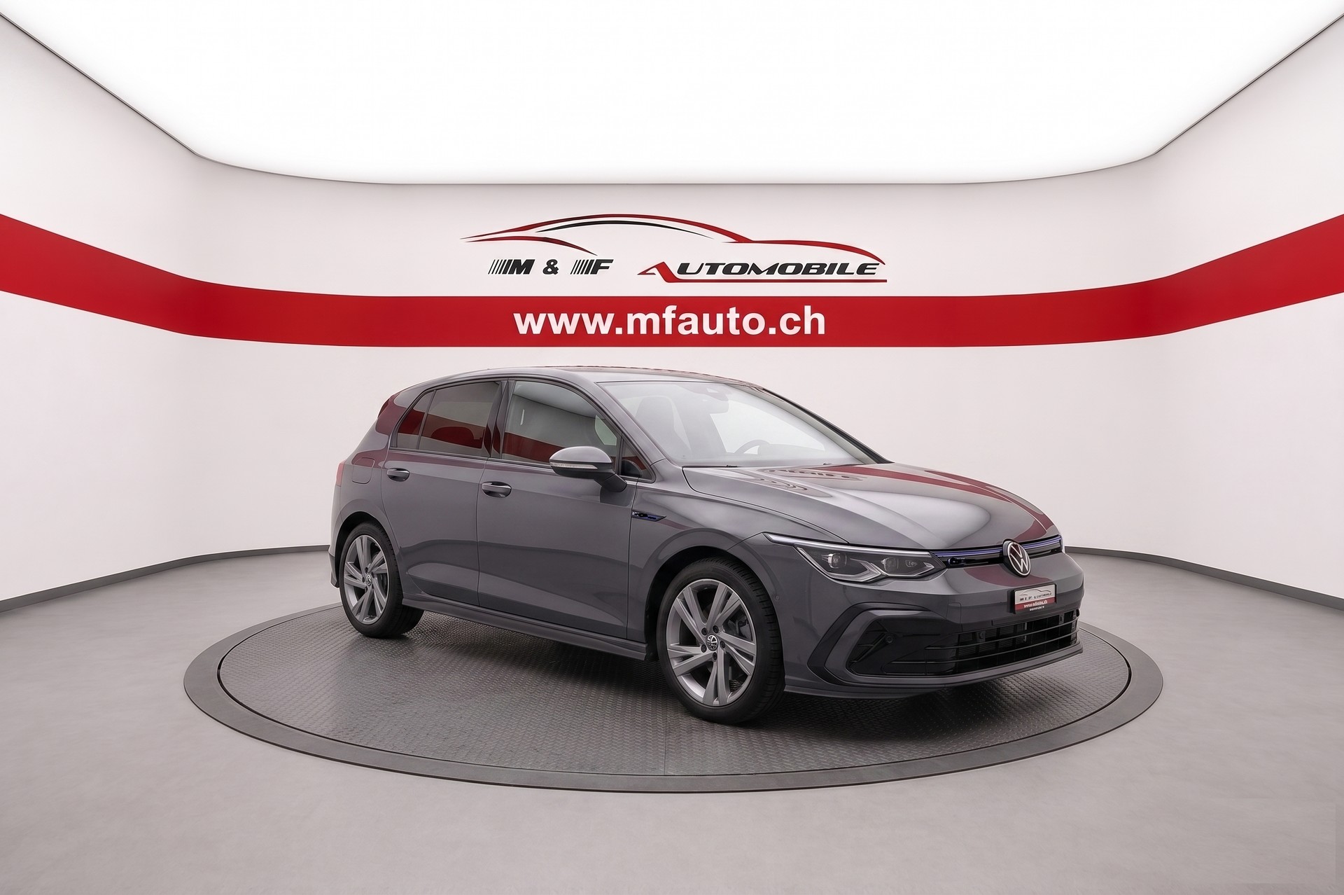 VW Golf VIII 1.5 eTSI Life DSG CH FAHRZEUG-showroom-element-1