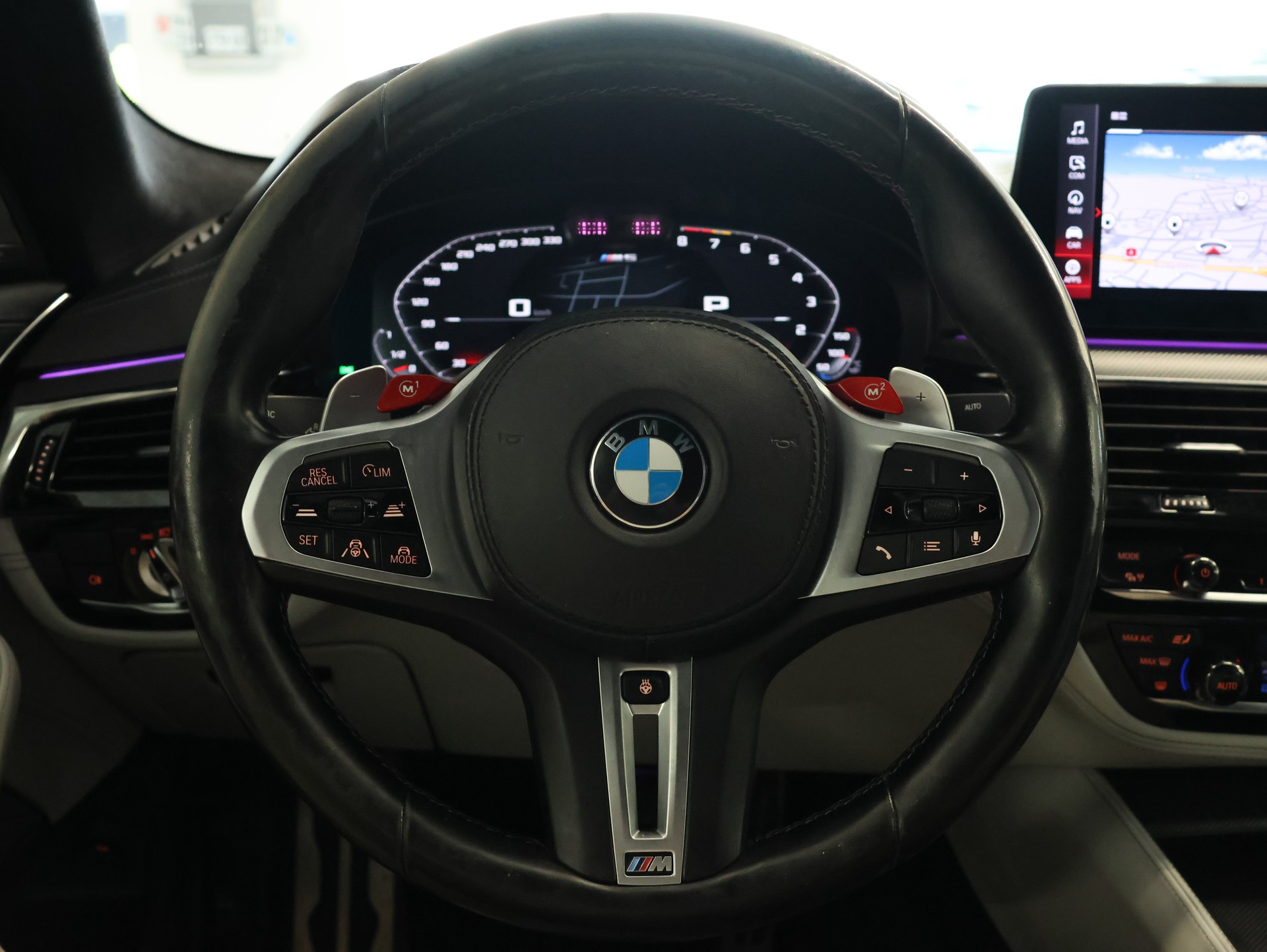 BMW M5 xDrive Competition Drivelogic *Laserlicht* *Massagesitze* *Harmon Cardon*-image-21