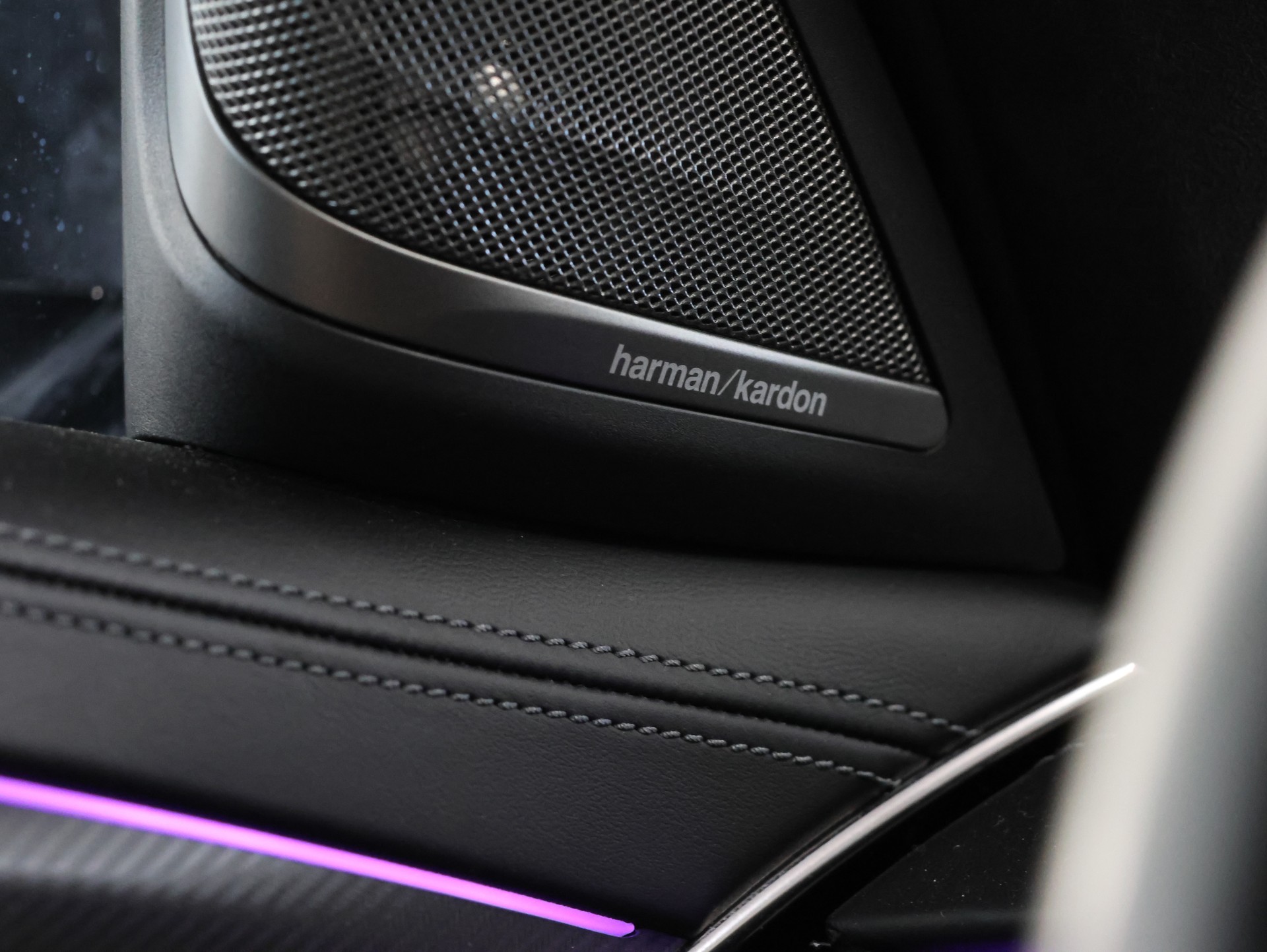 BMW M5 xDrive Competition Drivelogic *Laserlicht* *Massagesitze* *Harmon Cardon*-image-31