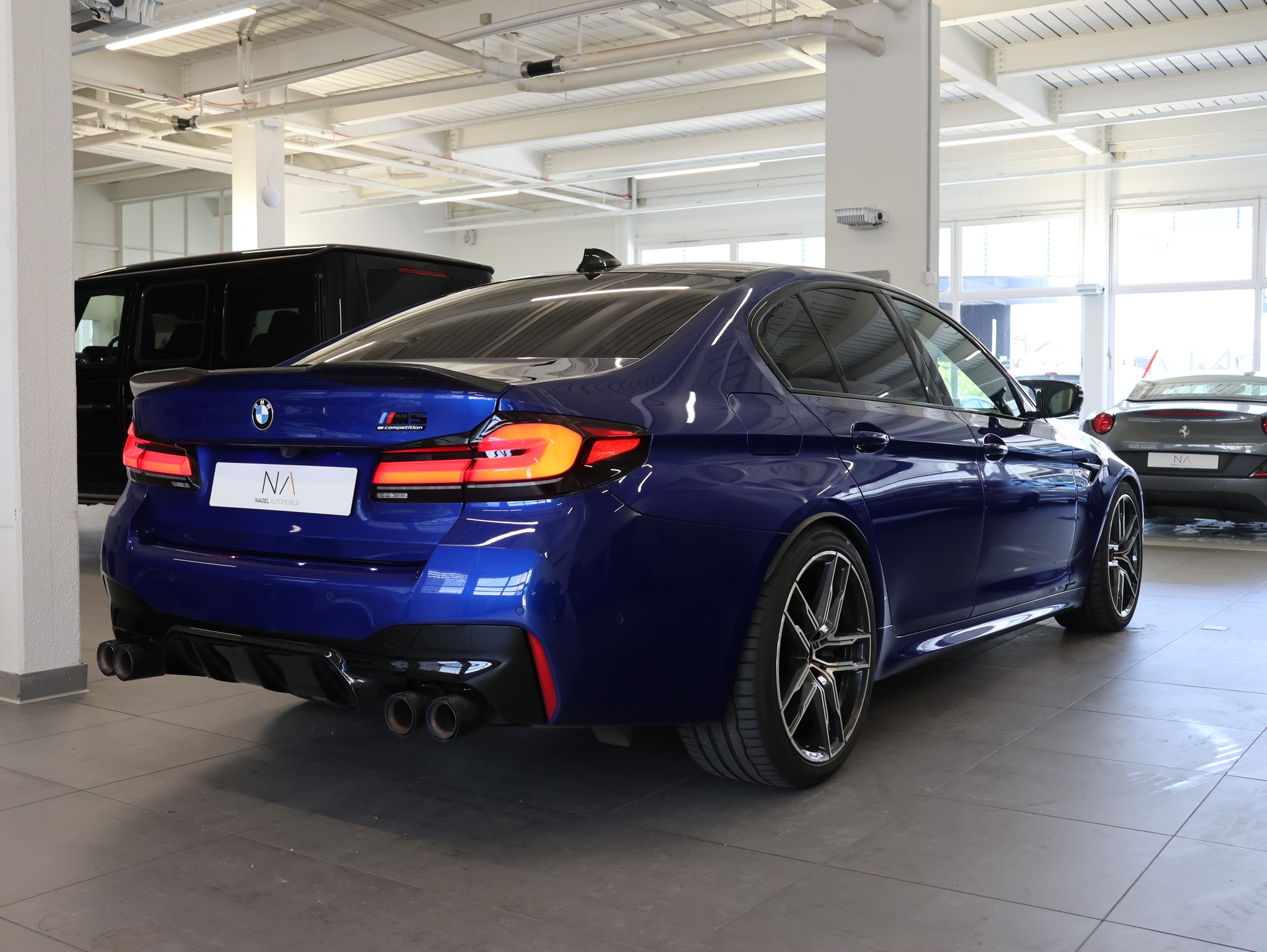 BMW M5 xDrive Competition Drivelogic *Laserlicht* *Massagesitze* *Harmon Cardon*-image-5
