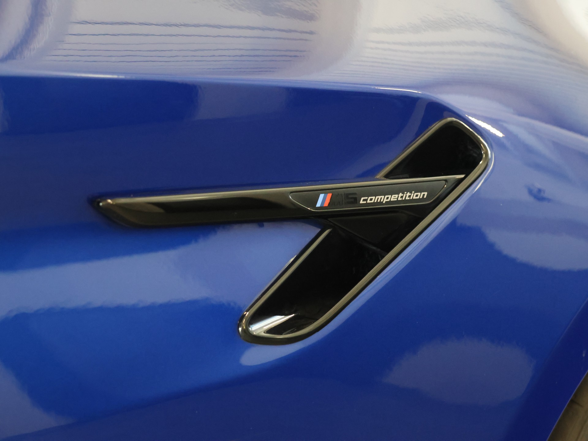 BMW M5 xDrive Competition Drivelogic *Laserlicht* *Massagesitze* *Harmon Cardon*-image-15
