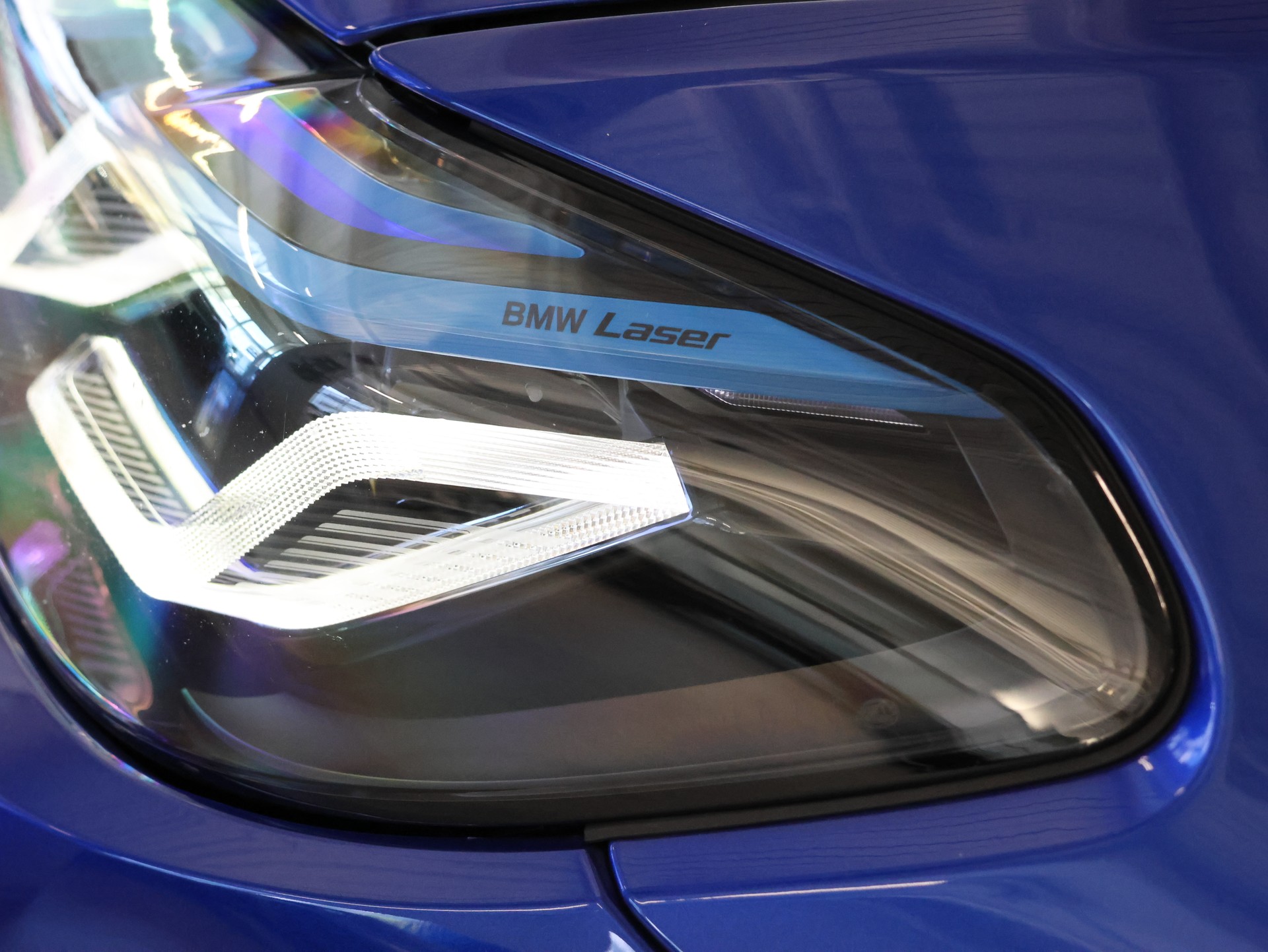 BMW M5 xDrive Competition Drivelogic *Laserlicht* *Massagesitze* *Harmon Cardon*-image-10