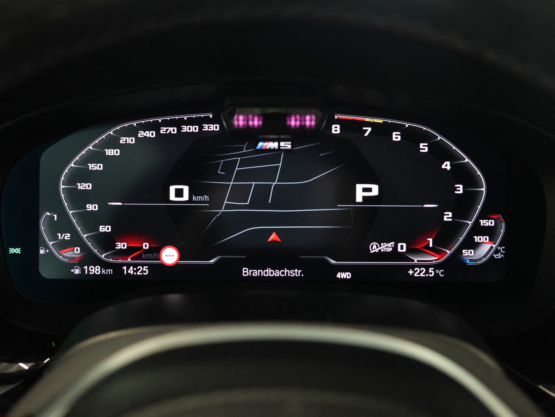BMW M5 xDrive Competition Drivelogic *Laserlicht* *Massagesitze* *Harmon Cardon*-image-25