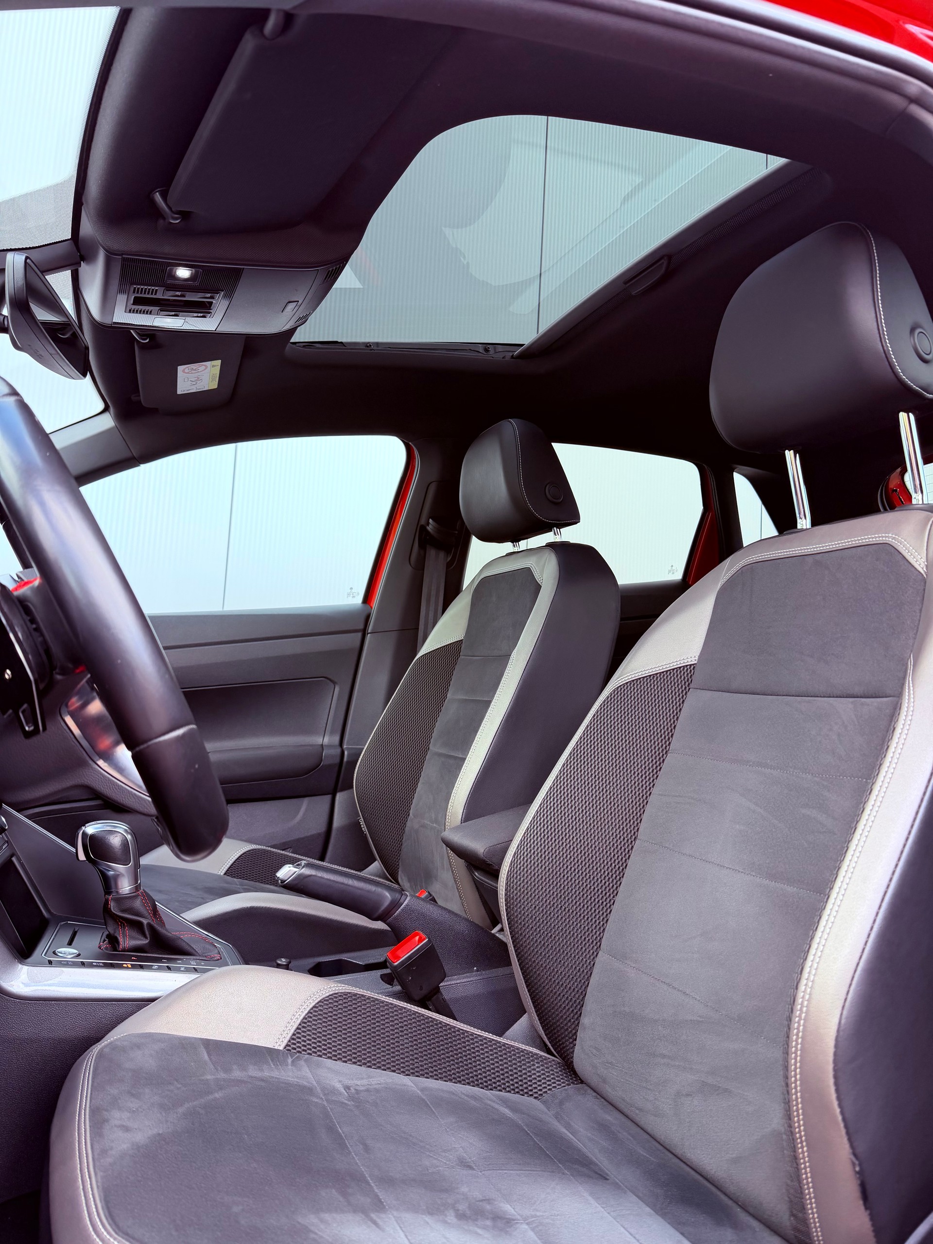 VW Polo 2.0 TSI GTI DSG-image-5