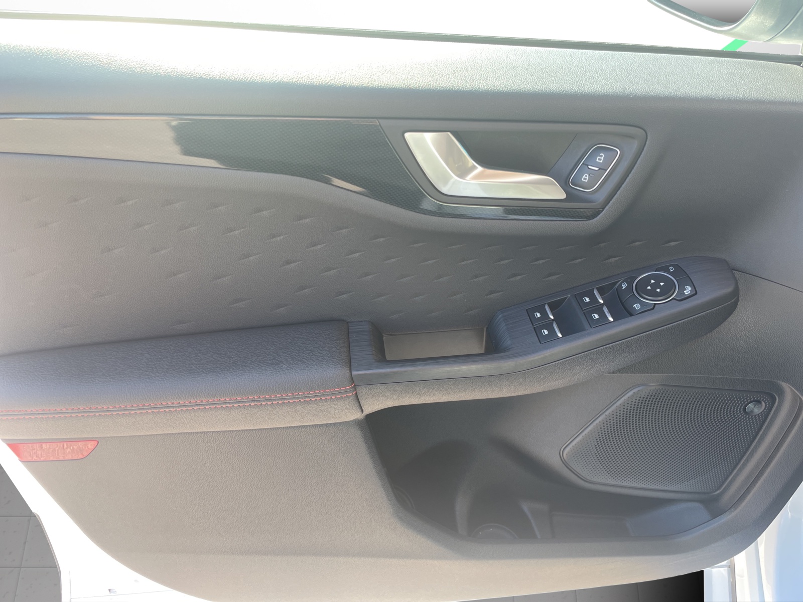 FORD Kuga 2.5 PHEV ST-Line X 2WD-image-5