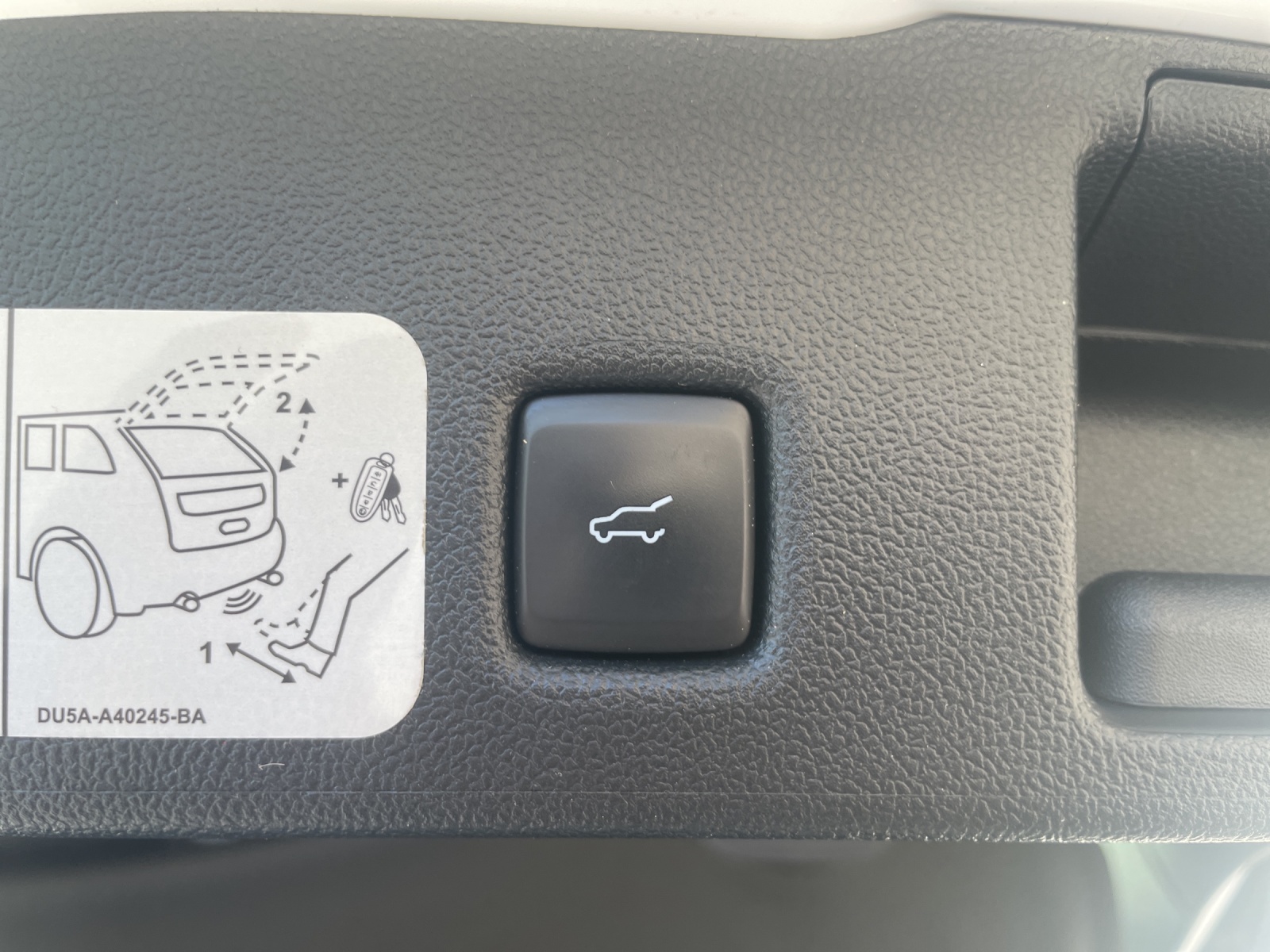 FORD Kuga 2.5 PHEV ST-Line X 2WD-image-15