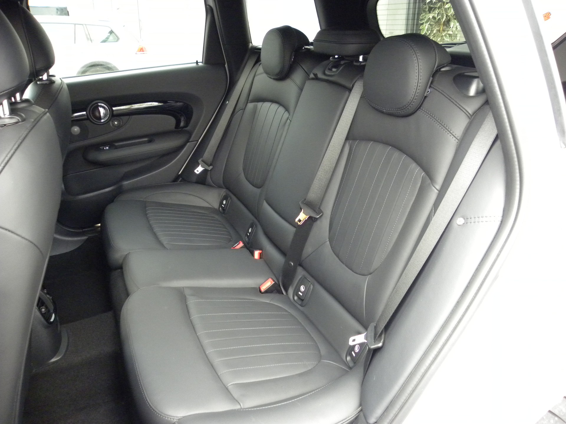 MINI Clubman Cooper John Cooper Works ALL4 Steptronic-image-9