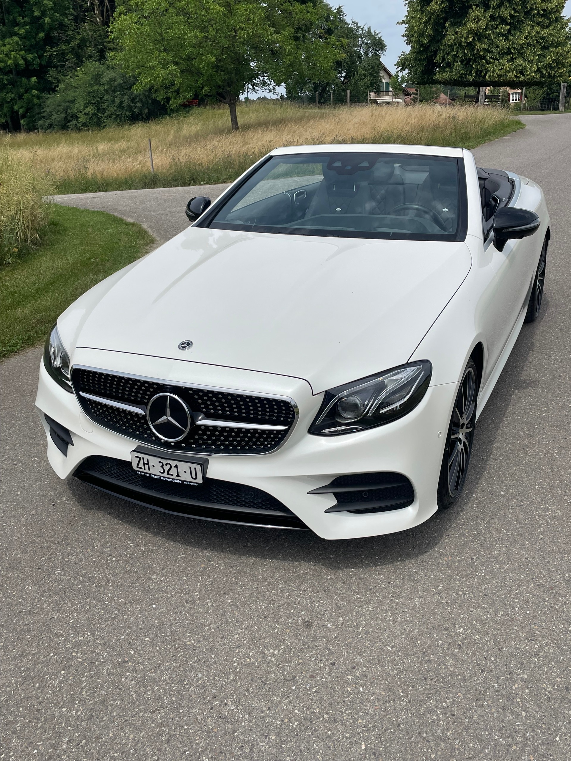 MERCEDES-BENZ E 400 Cabriolet AMG Line 4 Matic 9G-Tronic-image-6