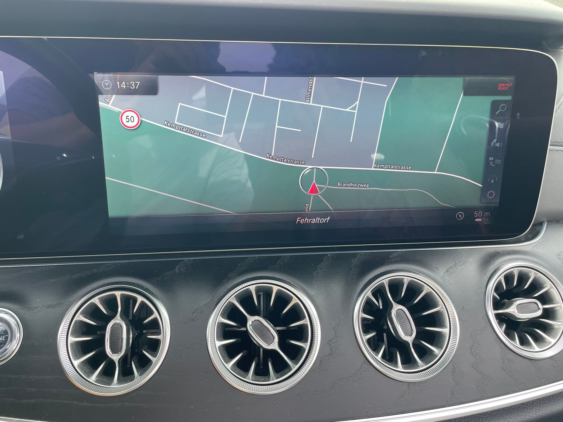 MERCEDES-BENZ E 400 Cabriolet AMG Line 4 Matic 9G-Tronic-image-17
